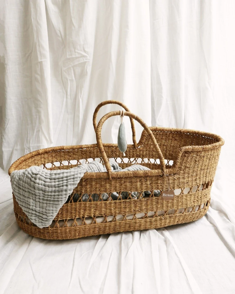 Finally we have Baby baskets in from Ghana again. I was so happy when I found this design and with mattress included this time. Yay!
Perfect for the nursery, both practical and timeless. Their cosy shape creates a snug little space for your baby, whi
