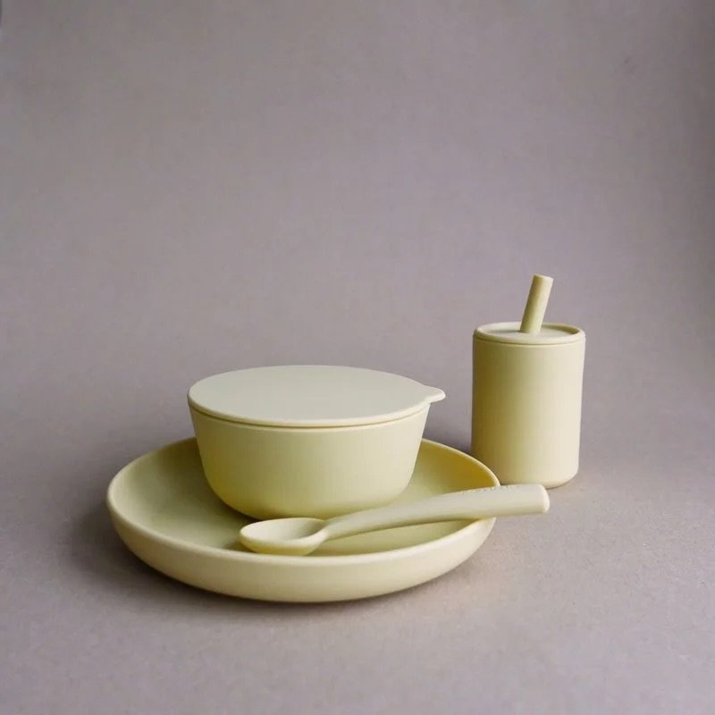 My favorite silicone Dinner sets! And we have cups and more cutlery restocked too. 🥣 #betonstudios @rommerdesign
