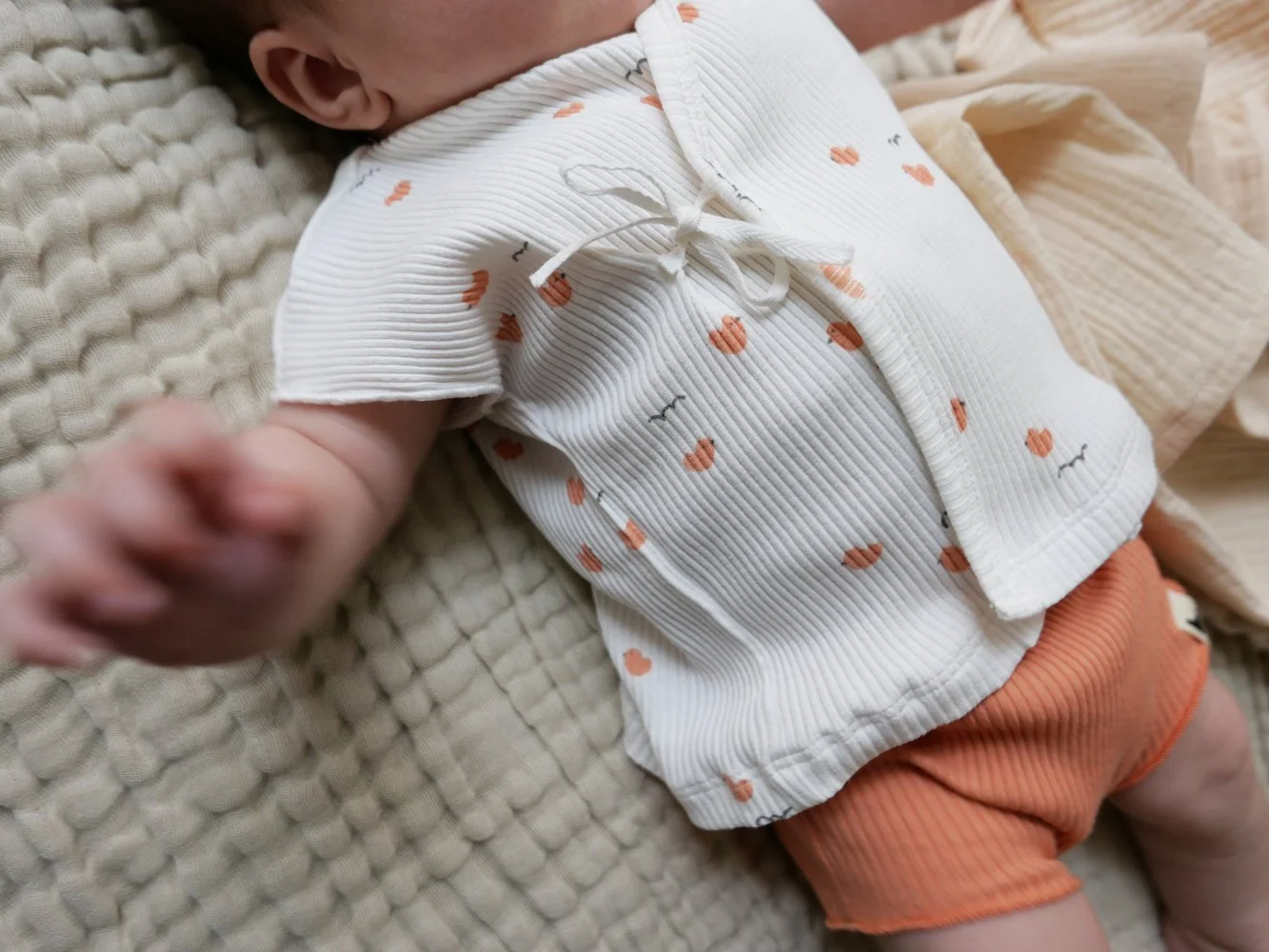 Organic Top & bloomers - Ducks apricot
