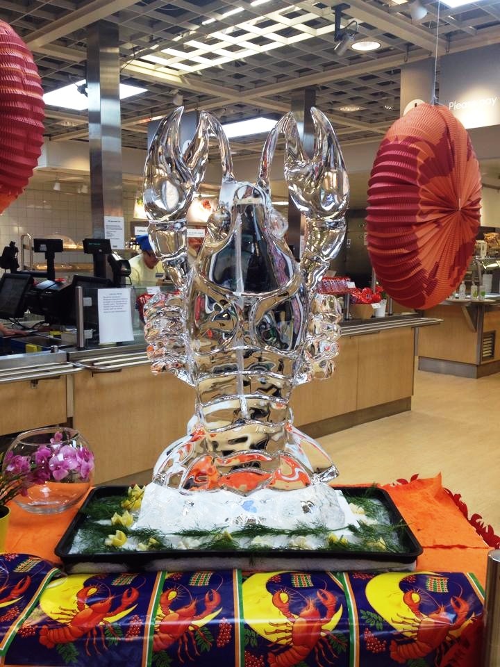 LOBSTER ICE VODKA LUGE