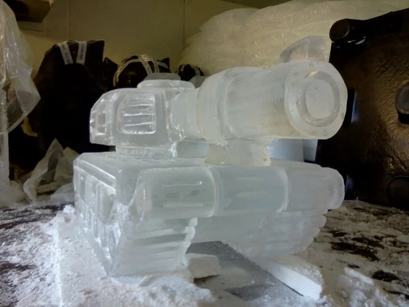LARGE TANK ICE VODKA LUGE