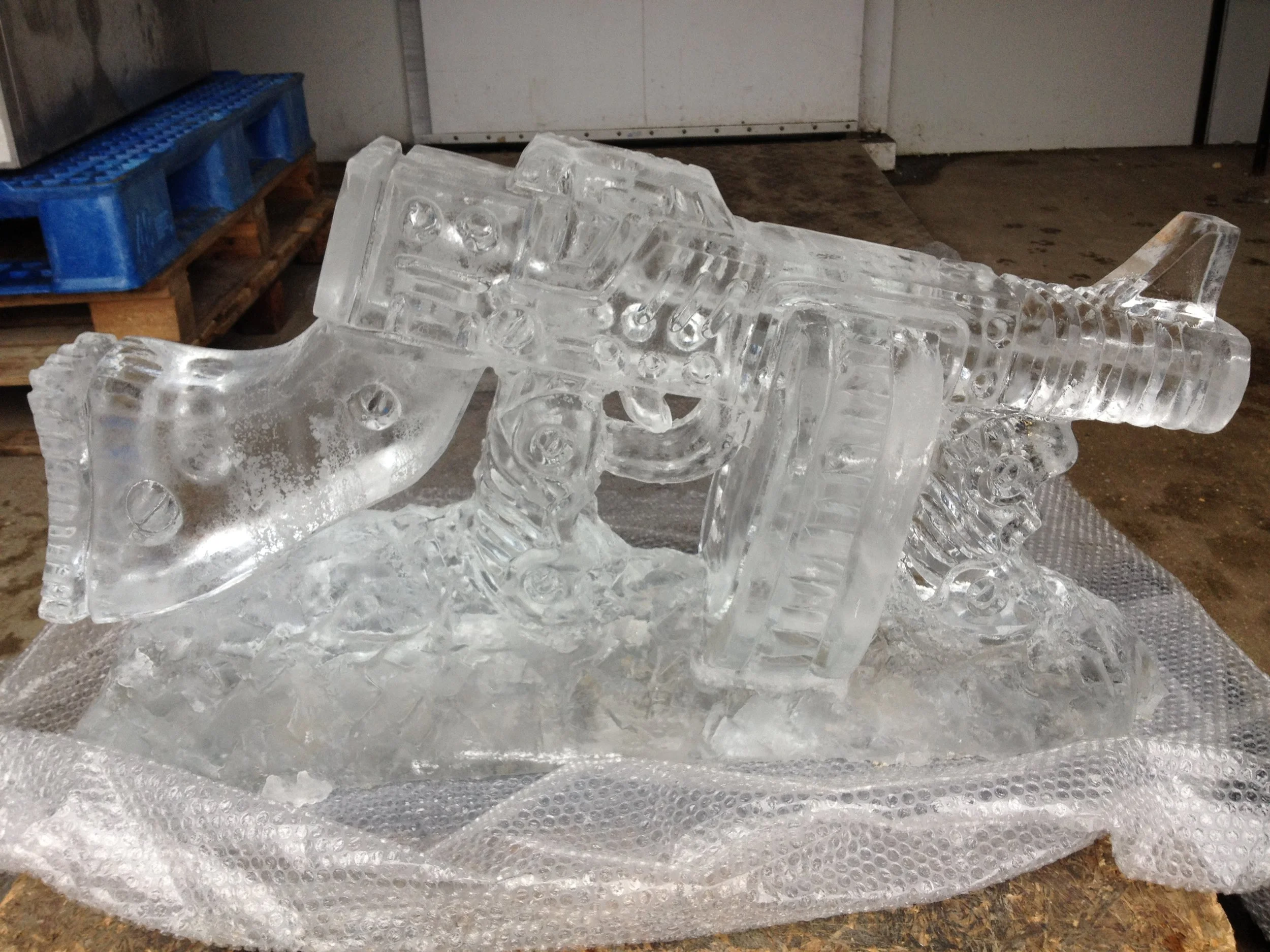 GUN ICE VODKA LUGE