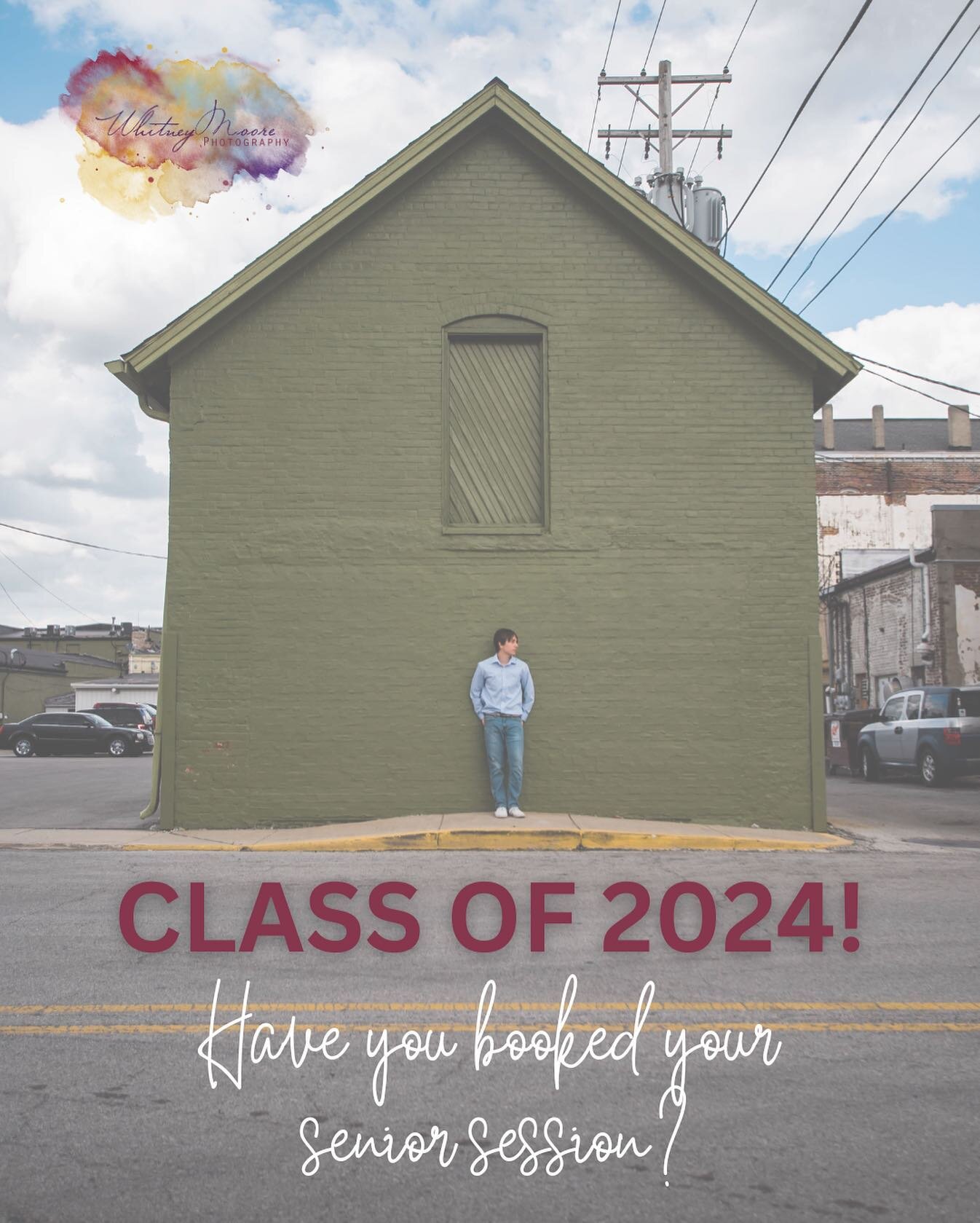 Incoming Seniors! It may feel far away, but the time to book your senior photos is actually *right now* if you want the best weather and outdoor colors. Shoot me a DM for more info or comment below!