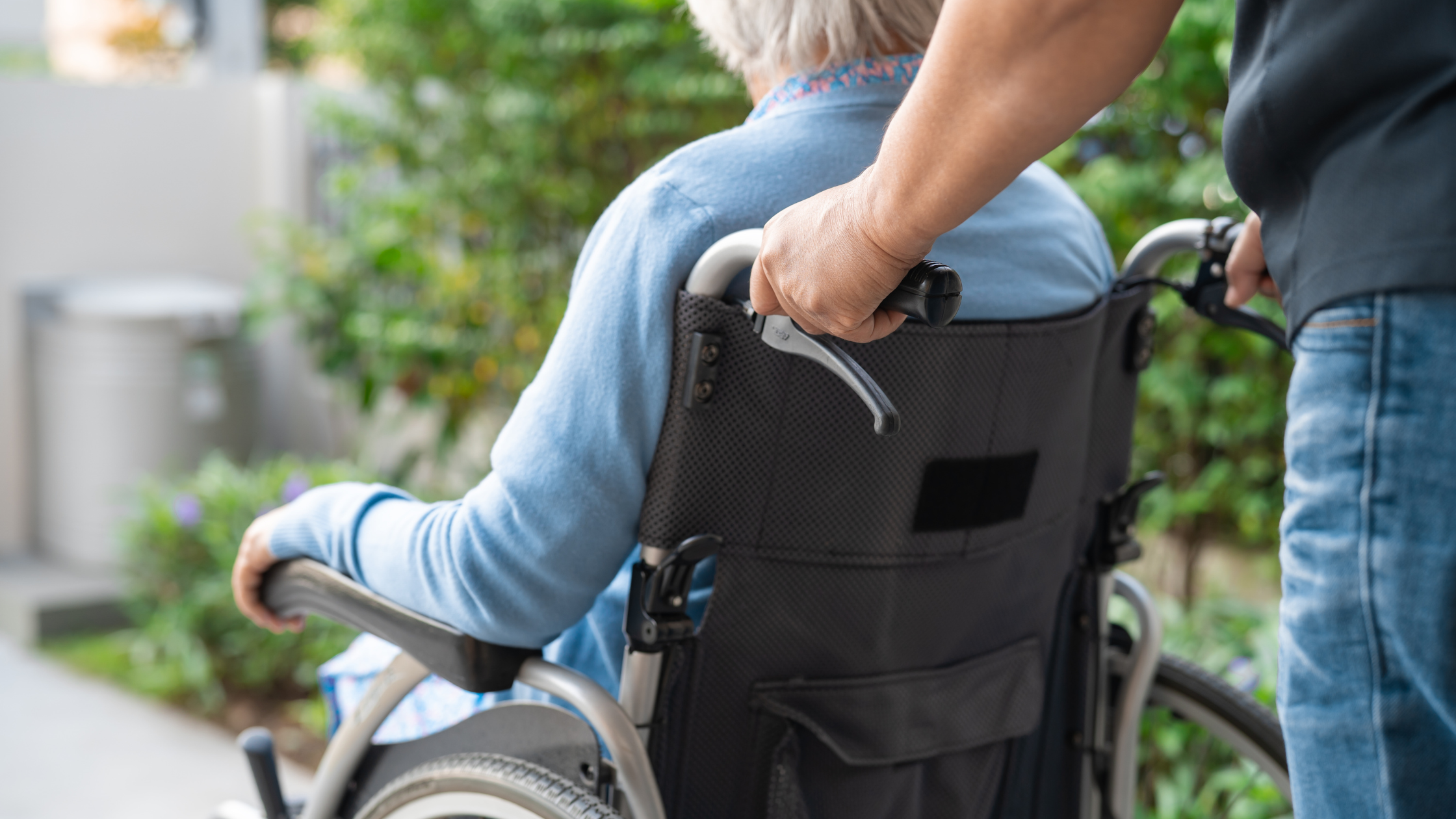 Companion Care vs. Home Health Care: What’s the Difference?