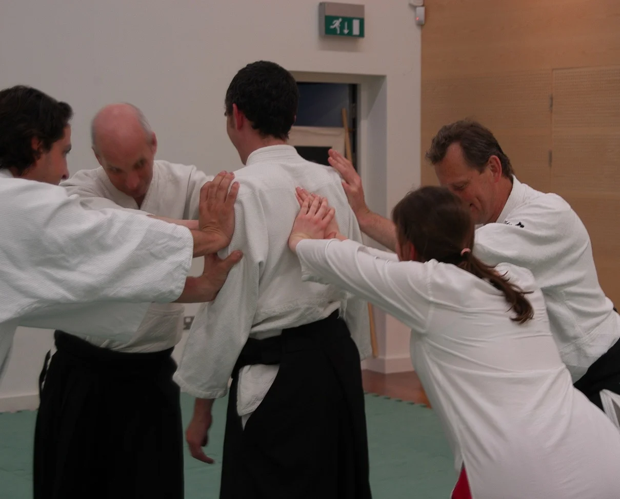 Dynamic Relaxation Under Pressure