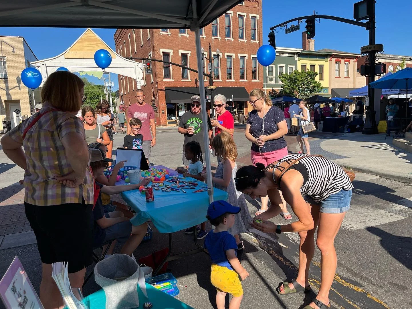 Oct. 1 &amp; 8 – Kids Crafts at Saturday Farmers Market