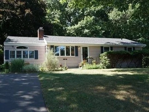 16 Arnold Ln, Norwalk.jpg