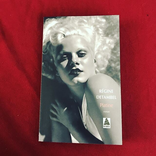 #jeanharlow#destin#actrice

Inspiratrice de Marilyn, premier sex symbole de Hollywood. Quand on lit sa vie... femme adul&eacute;e, objet, oppress&eacute;e par les nababs des majors du cin&eacute;ma ... un destin assez tragique .