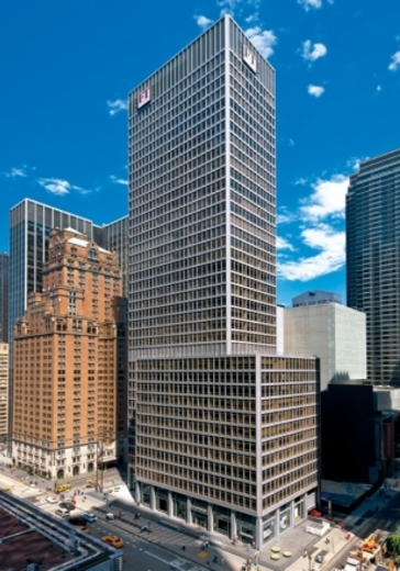 1330 Avenue of the Americas sold by Naomi to Japanese insurance company Shuwa Corporation.