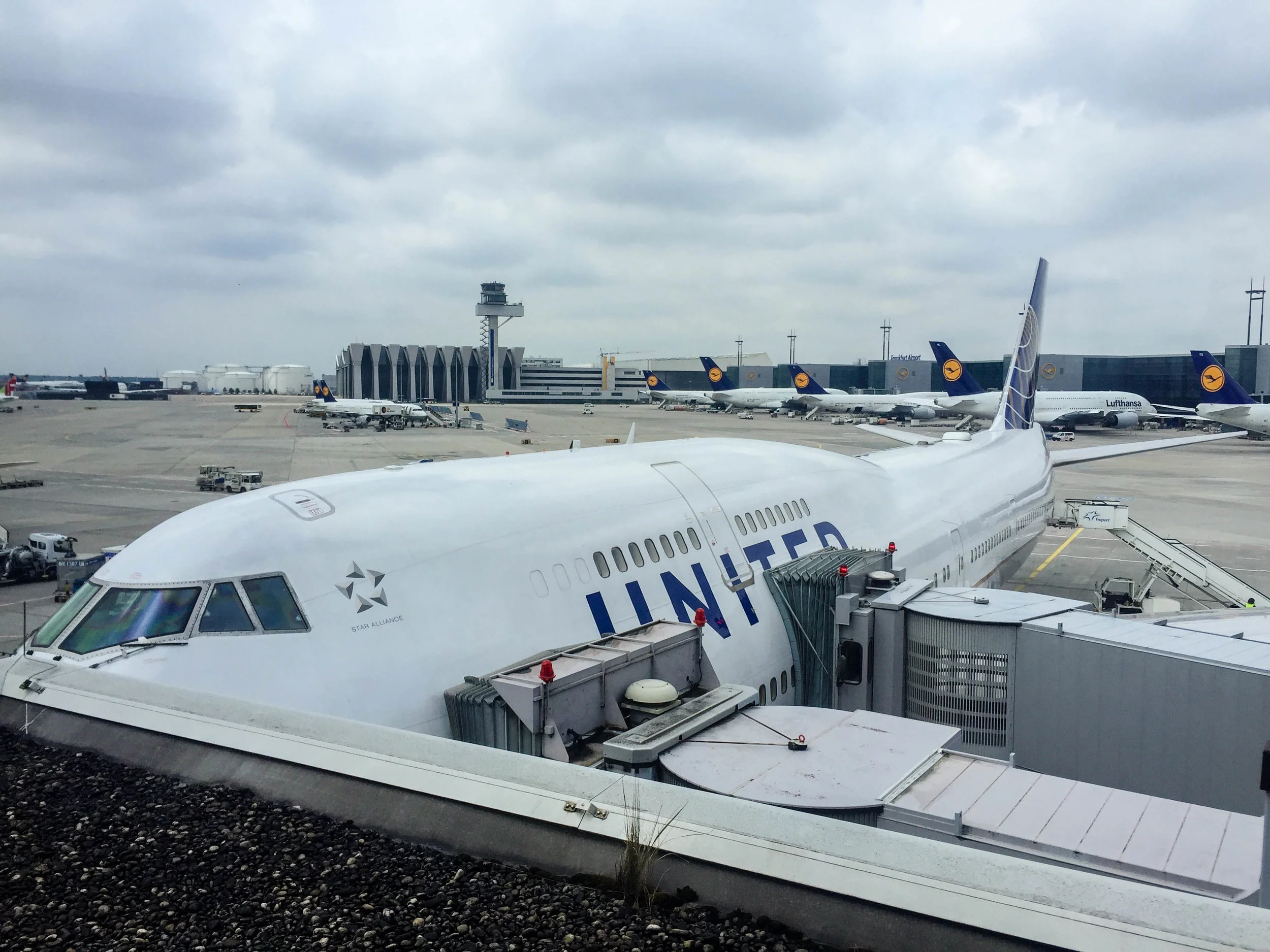 The plane that would take us to SFO!