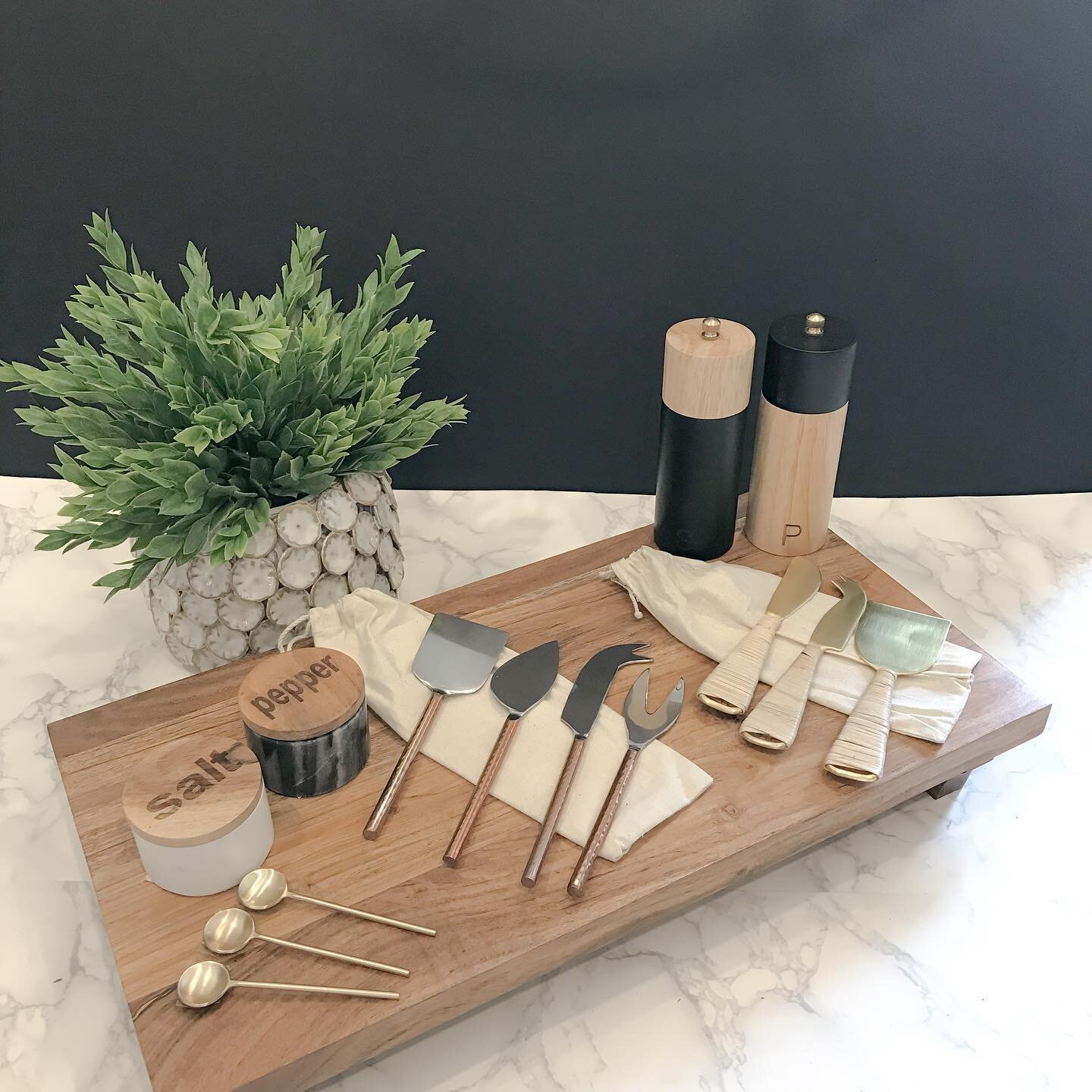 Restock alert! We have restocked some of our most popular items, along with lots of brand new inventory. Come check it out. Open until 4pm today. #newinventory #indigohomeanddesign #restockalert #shoplocal #miltonshopping #crabapplemarketga #crabappl