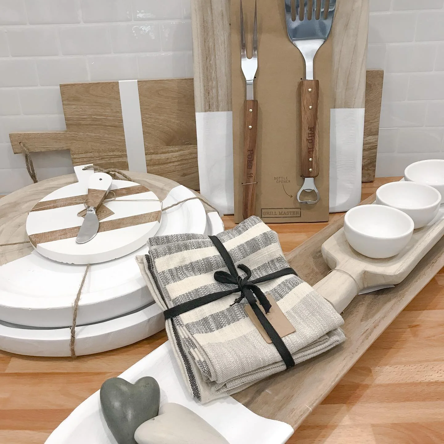 We&rsquo;ve got all your summer entertaining needs. Who&rsquo;s ready to fix some cocktails and grill out ☀️#summerentertaining #grilling #shoplocal #miltonshopping #indigohomeanddesign #crabapplemarketga #crabapplemarket #miltoninteriordesigner #alp