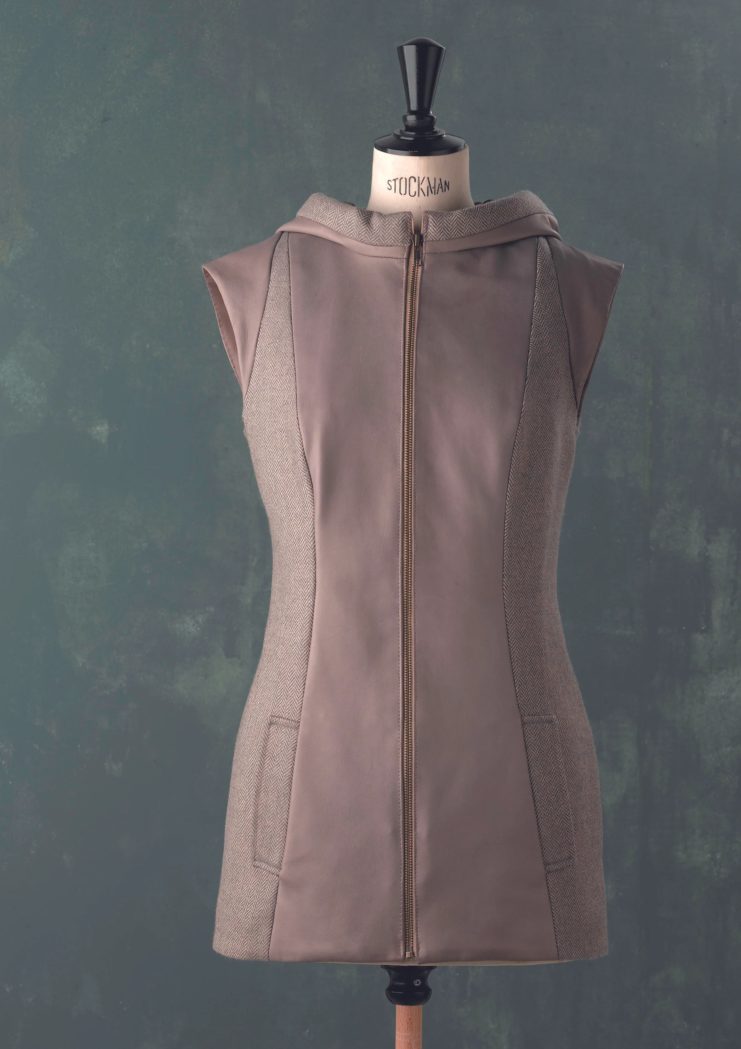 LAKA Sleeveless jacket