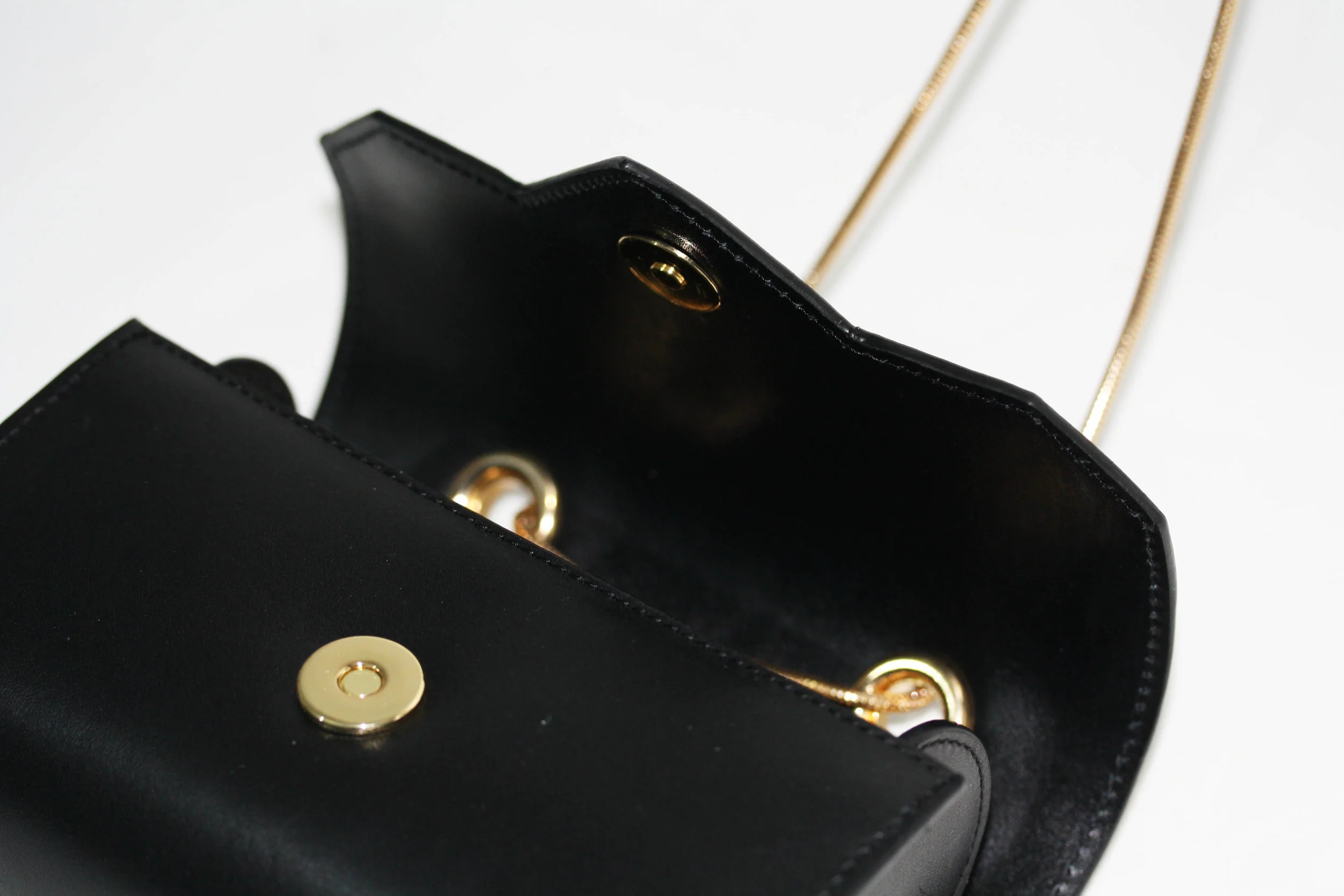 christmas18-louloub-open-details.jpg