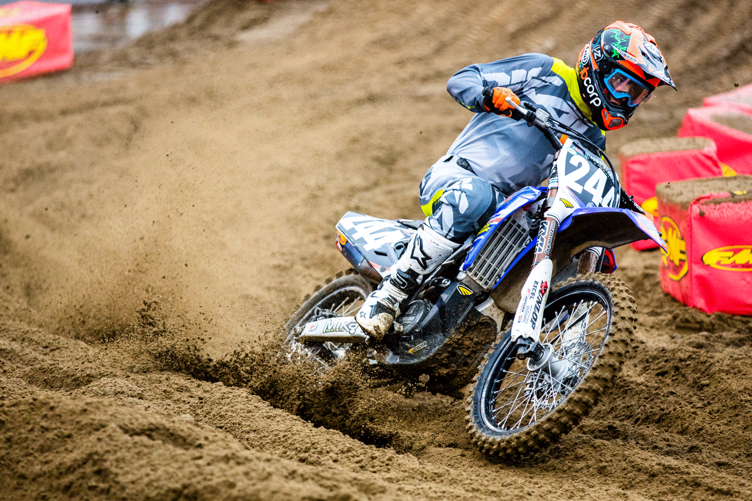 SX05-1037.gif