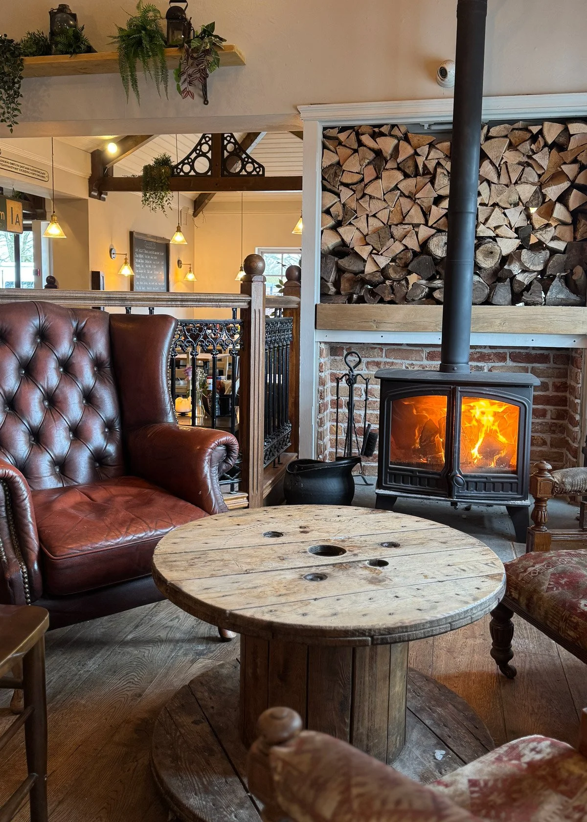 the-railway-inn-botley-country-pub.jpg