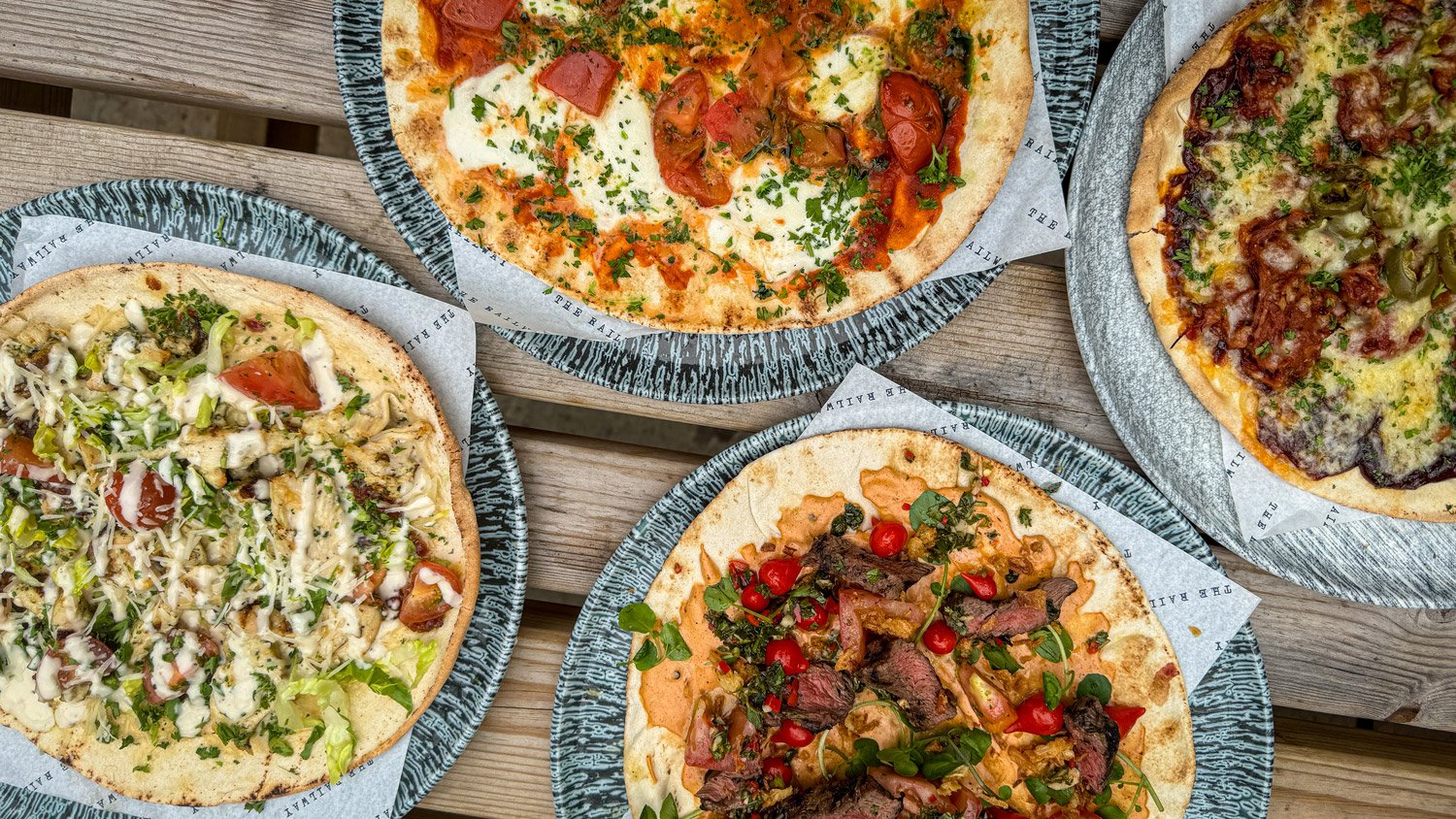 the-railway-inn-botley-pizza-food.jpg