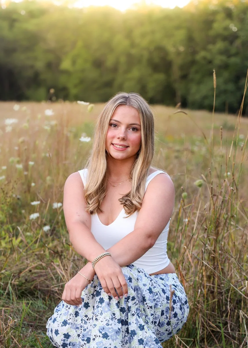 Senior Portrait-205.jpg