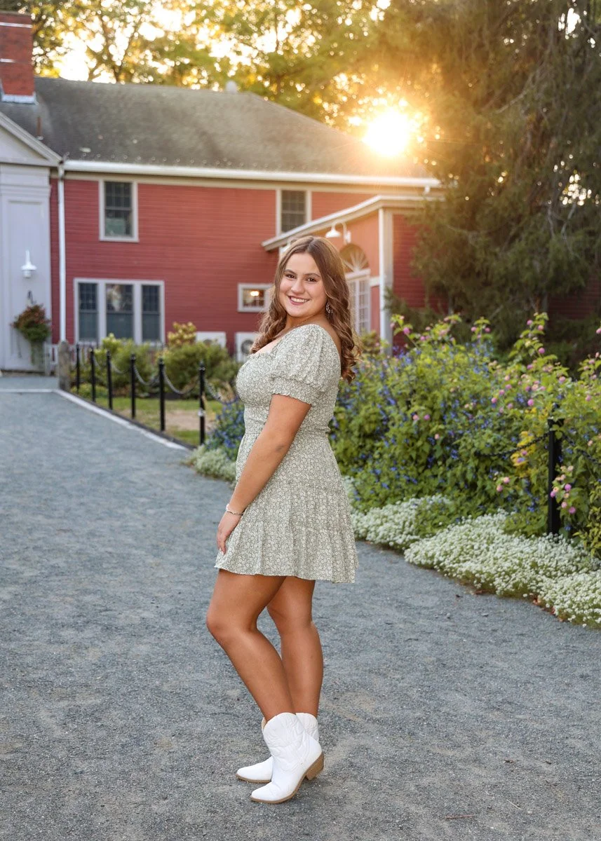 Senior Portrait--3.jpg