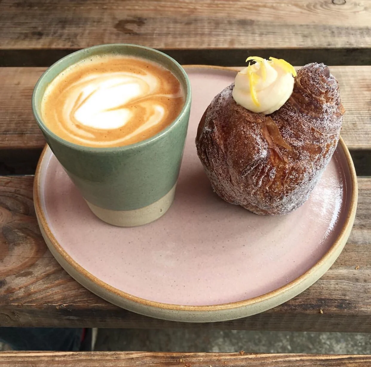 Pottery supplied for Grain & Hearth, Whitstable. Photograph by Emma Wilcox.