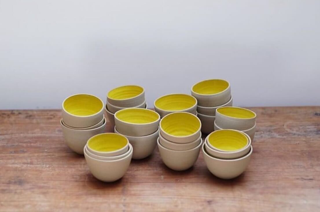 Happy Easter! And I hope you have lots of fun and chocolate eggs today 🐣💛💛 I seem to post this image every year &hellip; these little yellow bowls, glazed inside only, just remind me of eggs somehow. I used to make them for @hauserwirthsomerset al