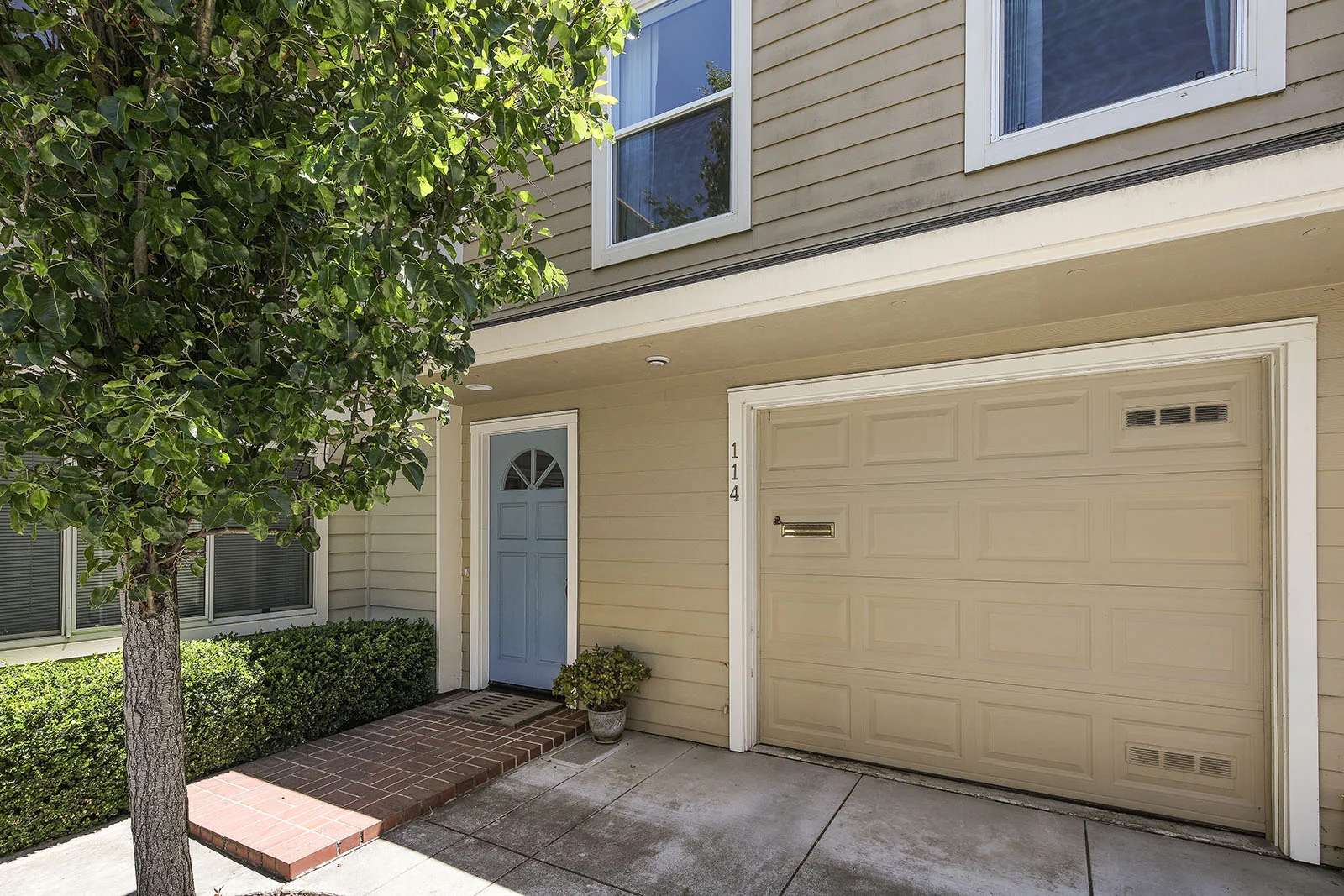 Exterior close up.jpg