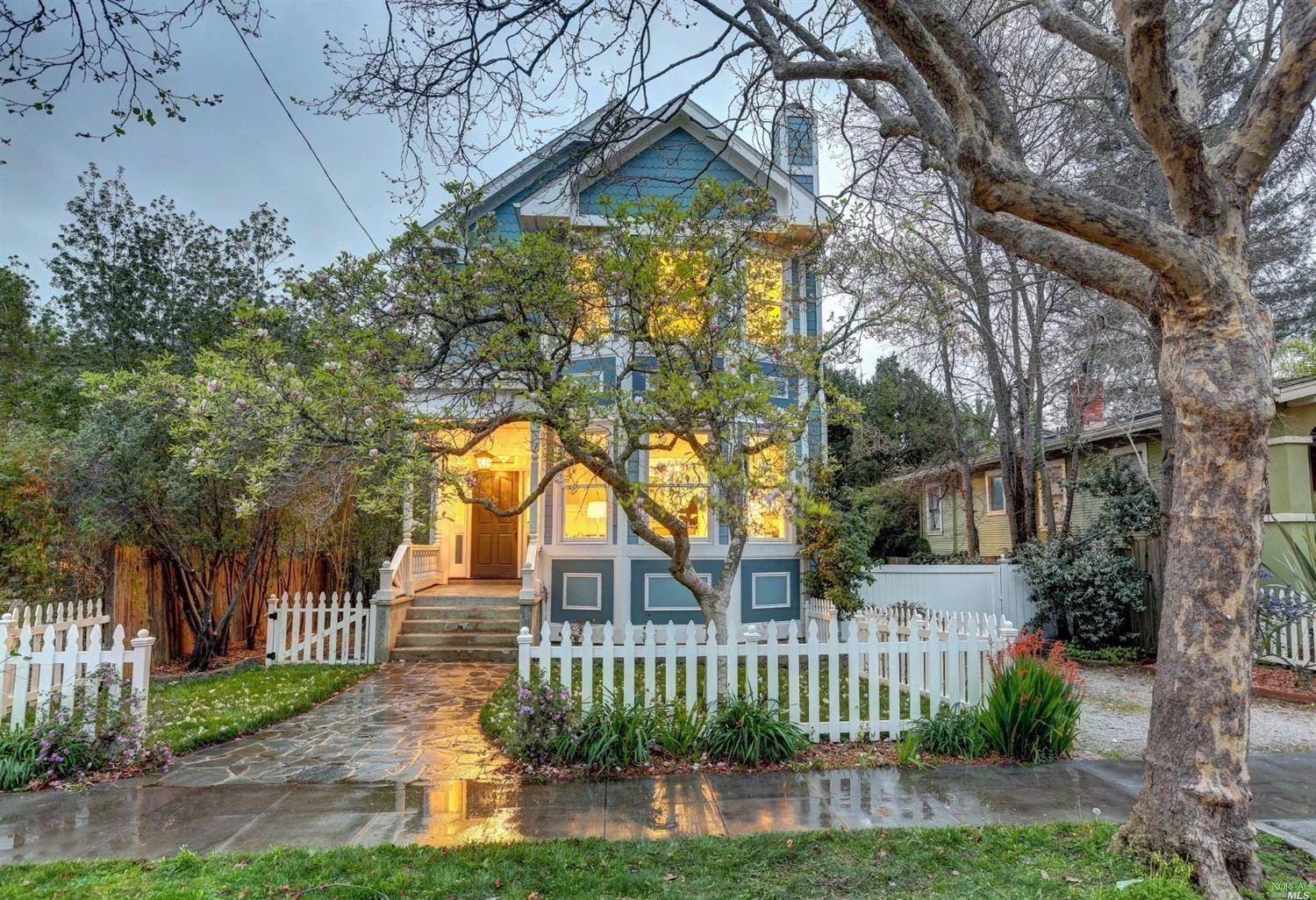 108 MARIN ST