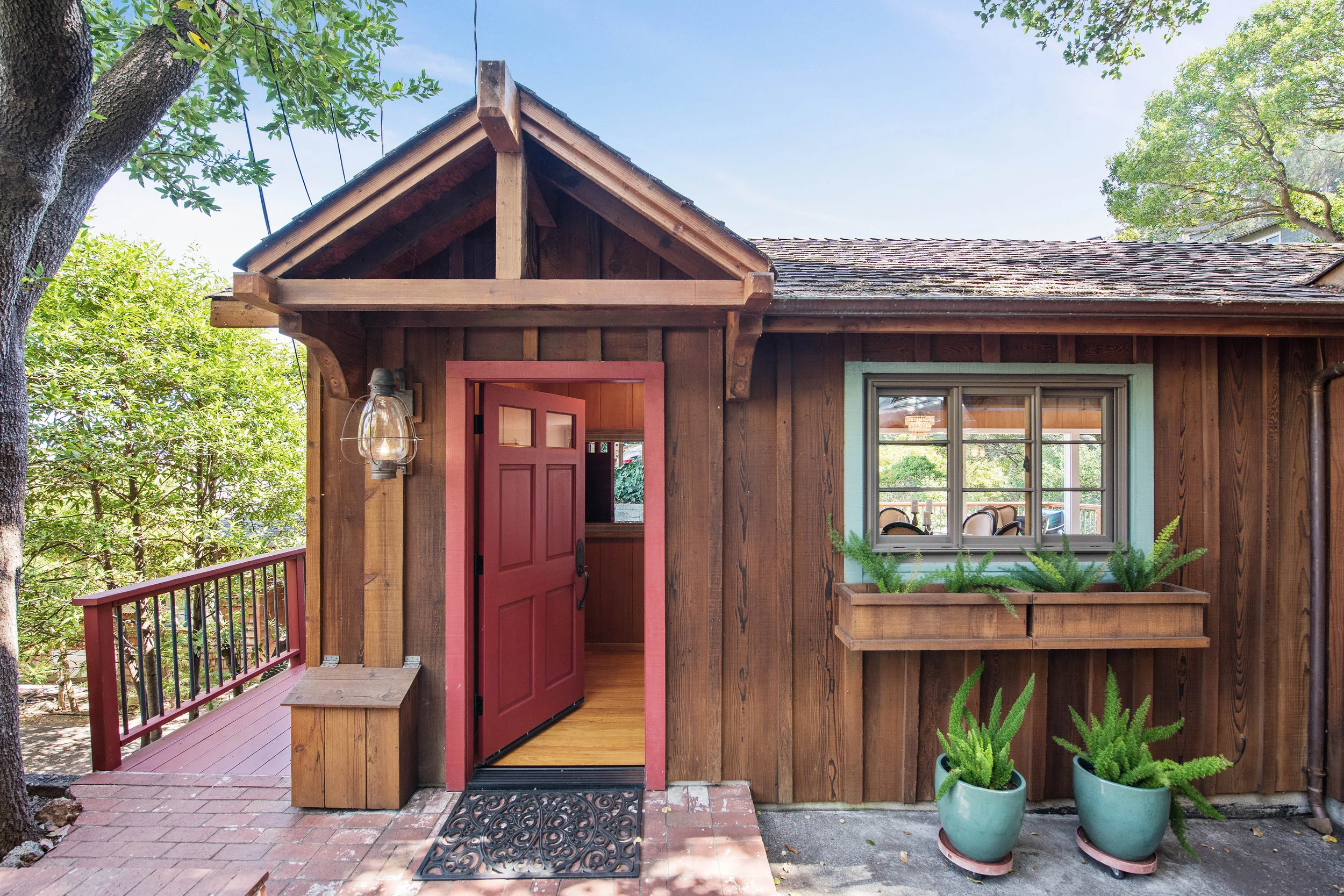 Front door entry.jpg