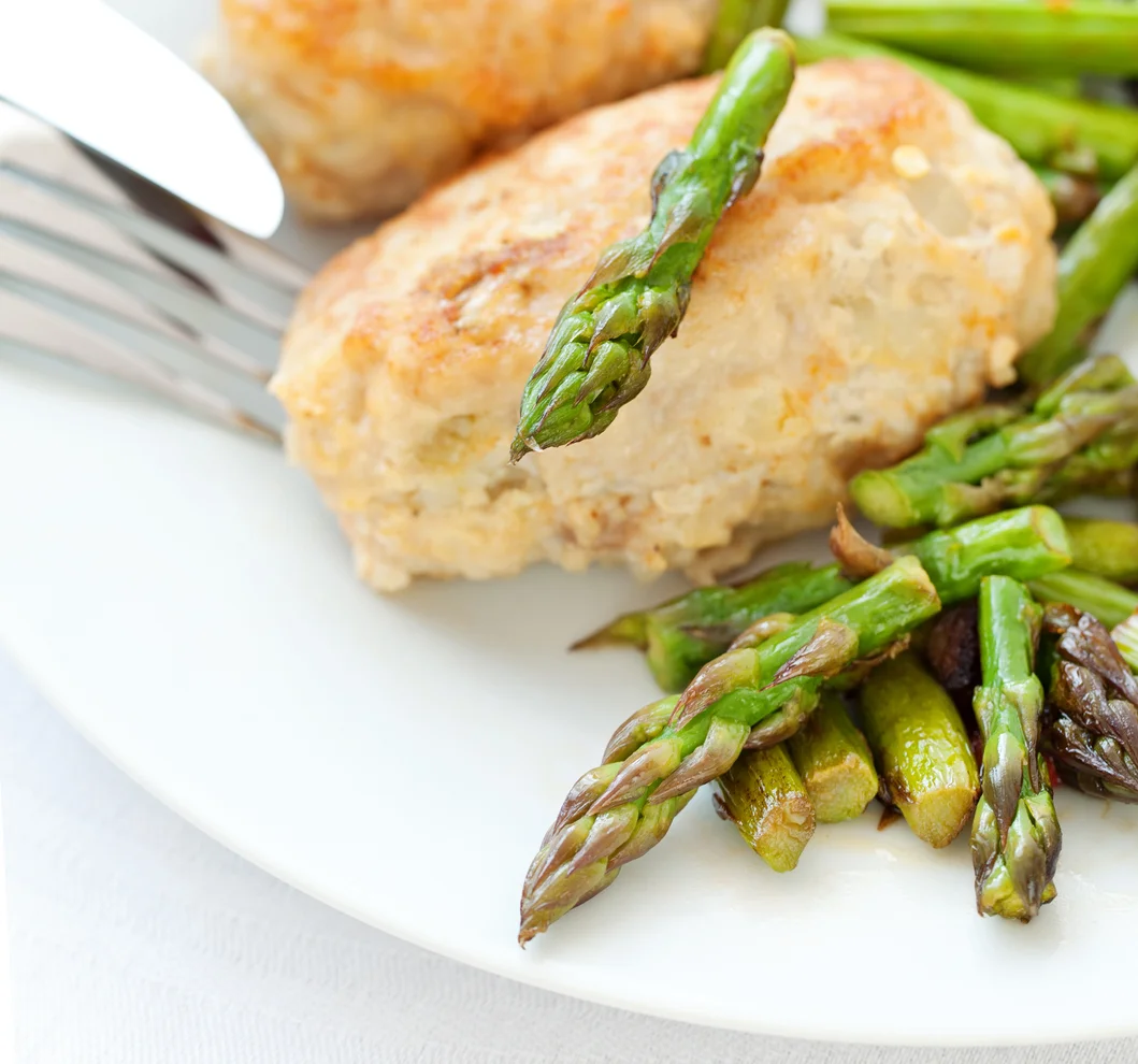 chicken and asparagus.jpg