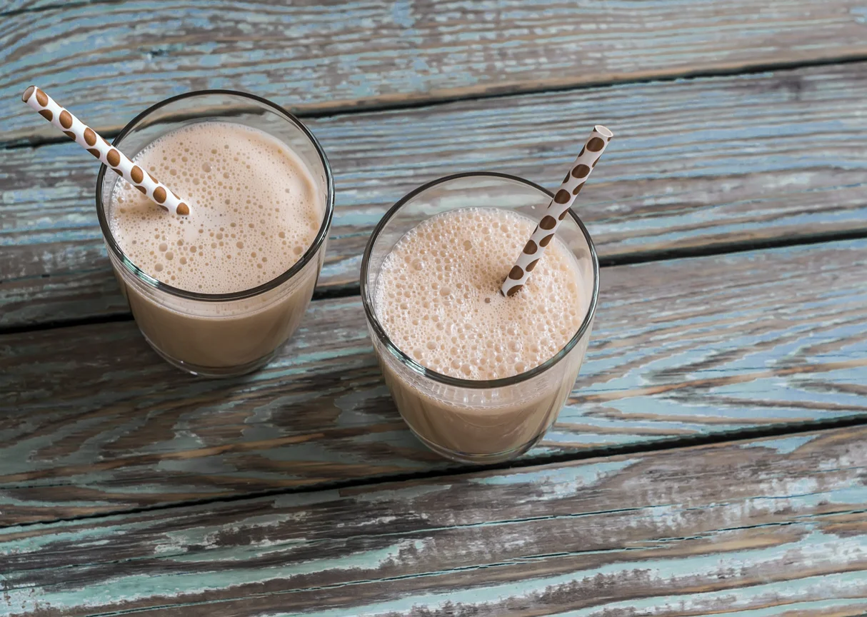 chocolate zucchini smoothie.jpg