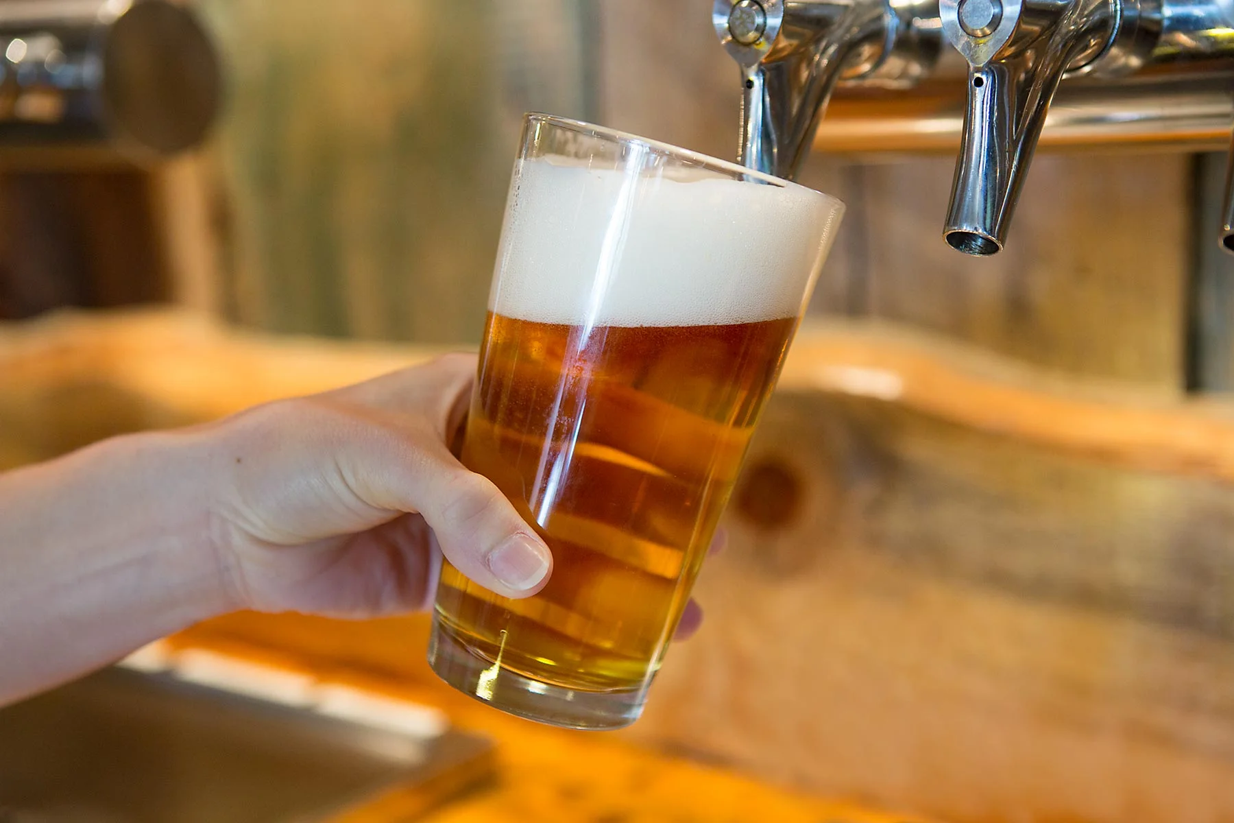 beer.pour.jpg