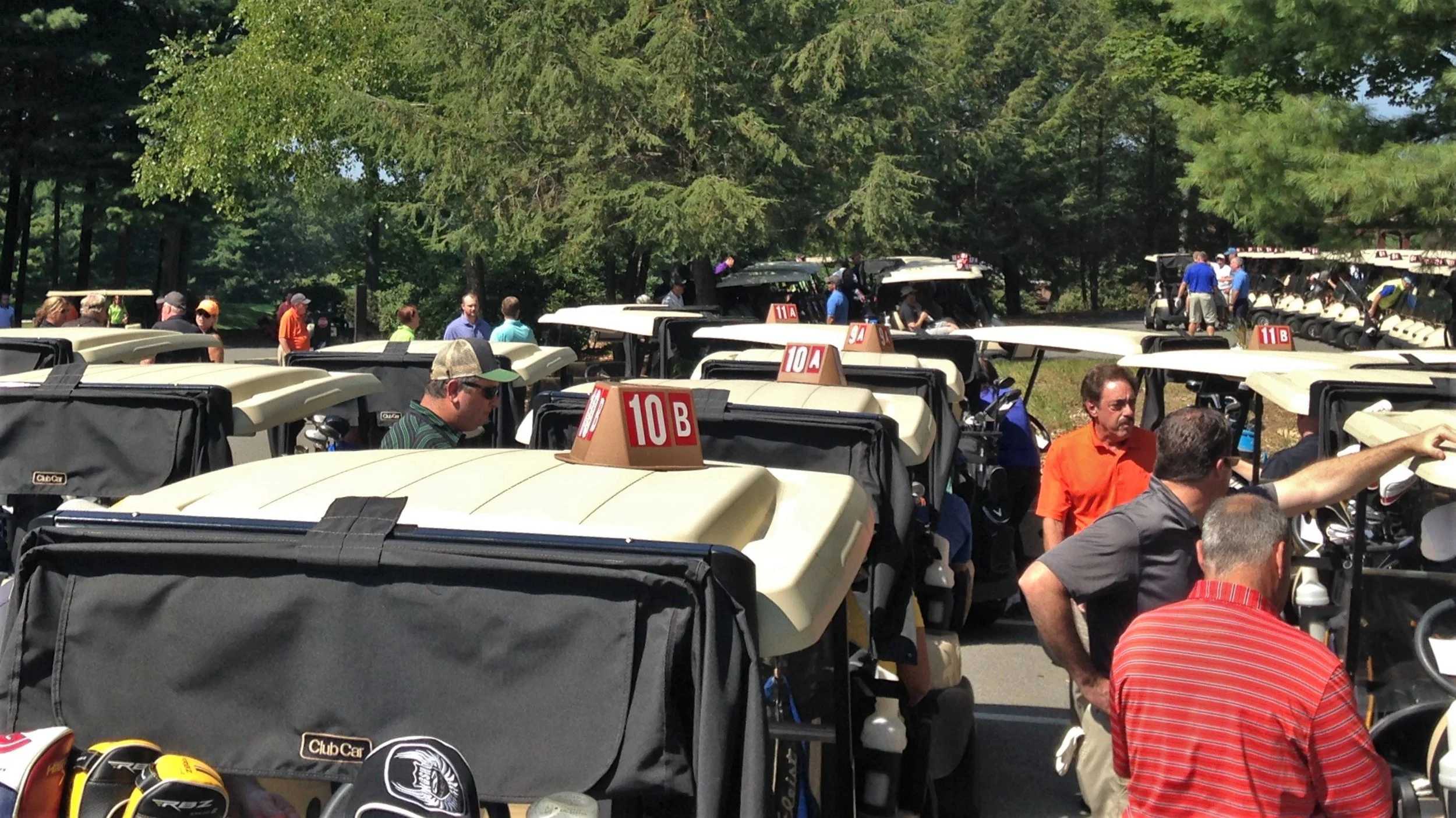 The players great ready to head to their starting holes.