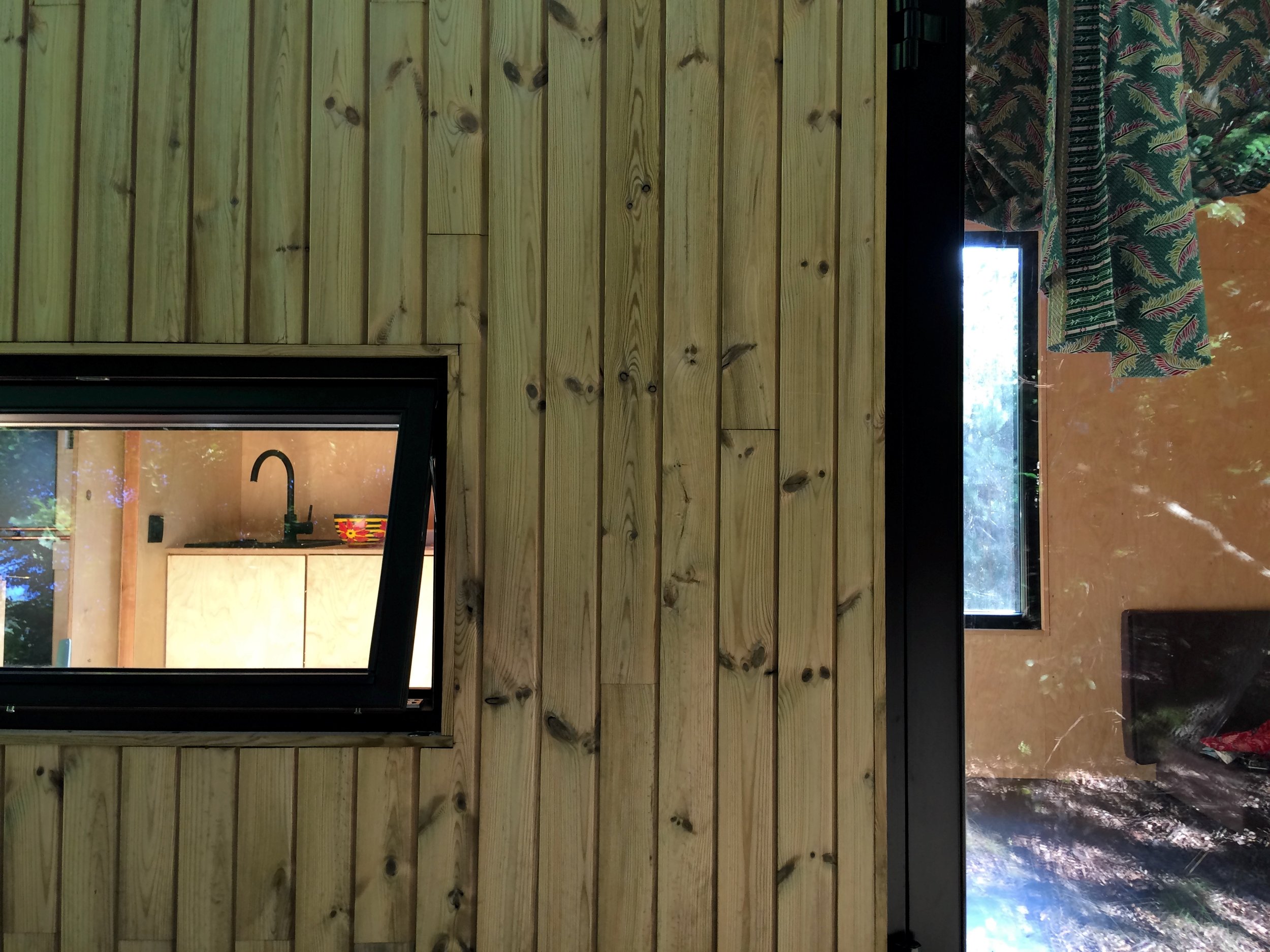 out_small_window_and_door.jpg
