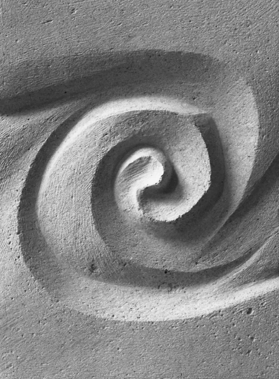 'R'