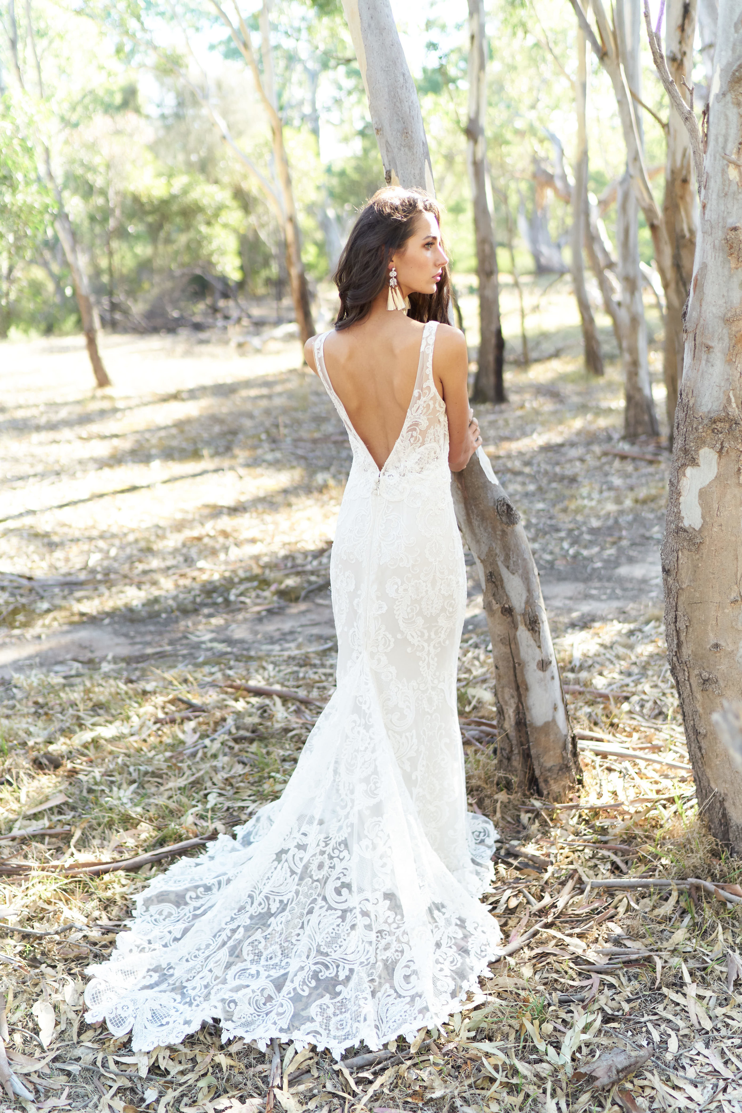 Anna Campbell Bridal | Harlow Dress | Modern Lace Wedding Dress