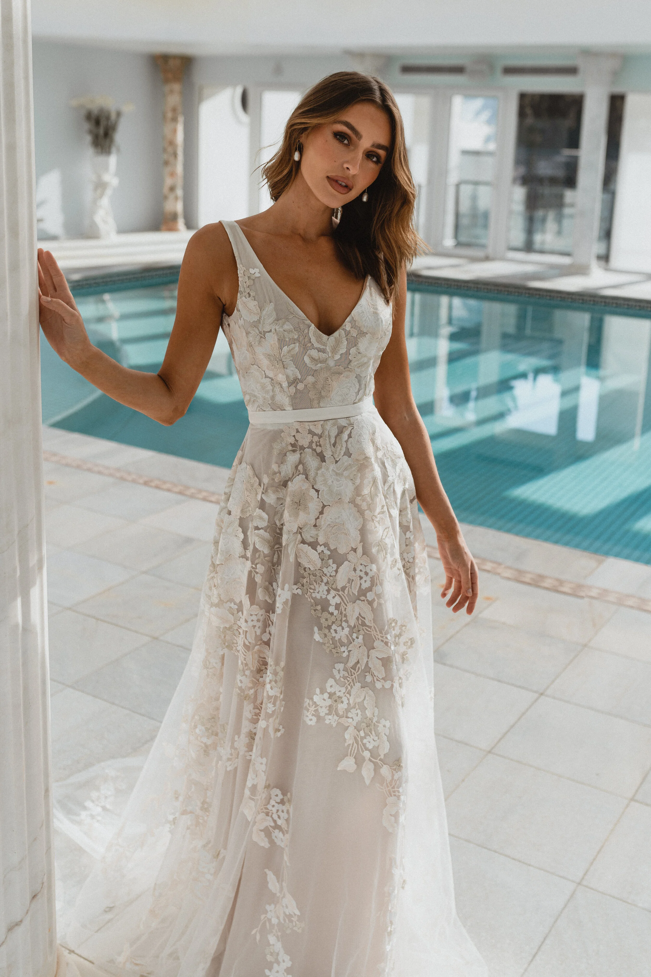Hazel Dress Champagne — Anna Campbell