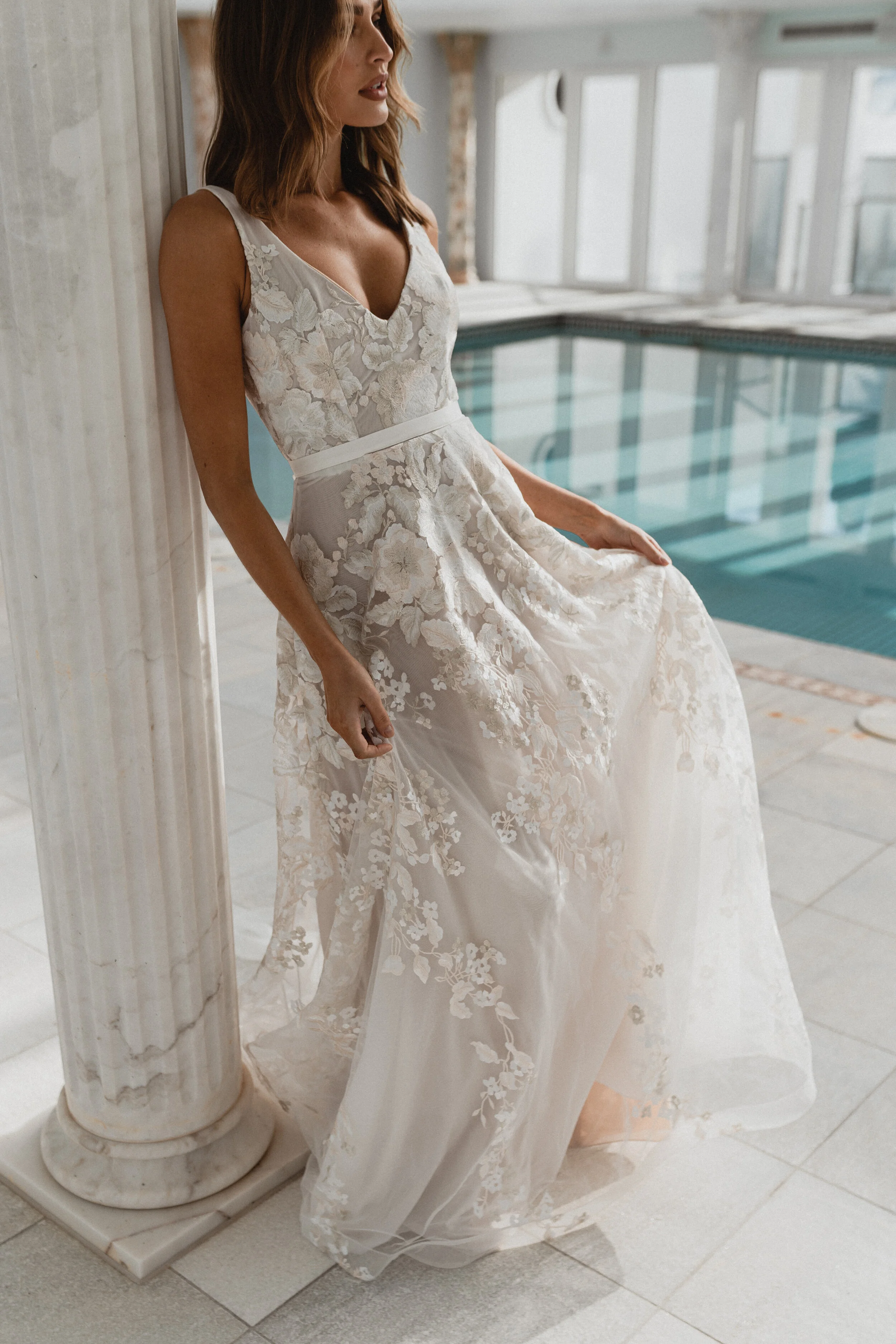 Hazel Dress Champagne — Anna Campbell