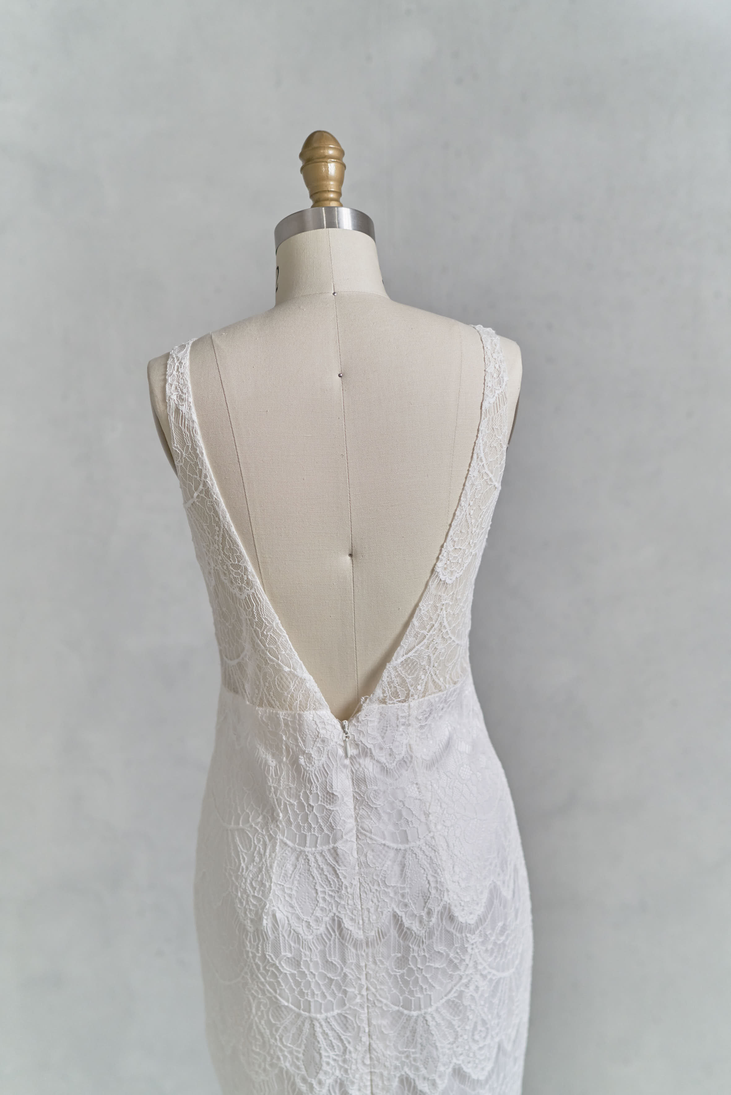 Isobelle Fitted Lace Dress | XS