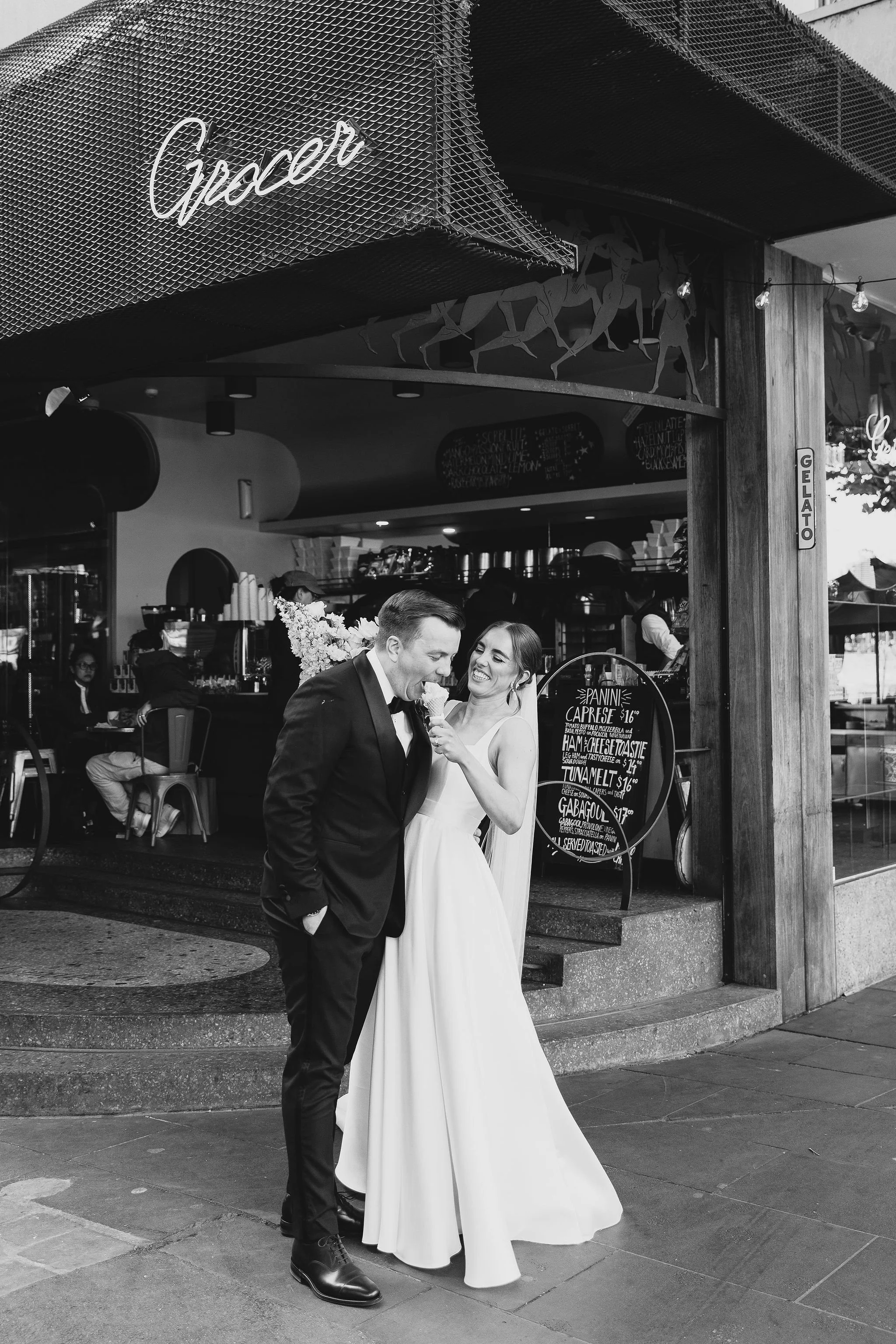 jessnichollsphotography_melbournewedding_thestatelibrary_gavin&erica_sneakpeek_068.JPG