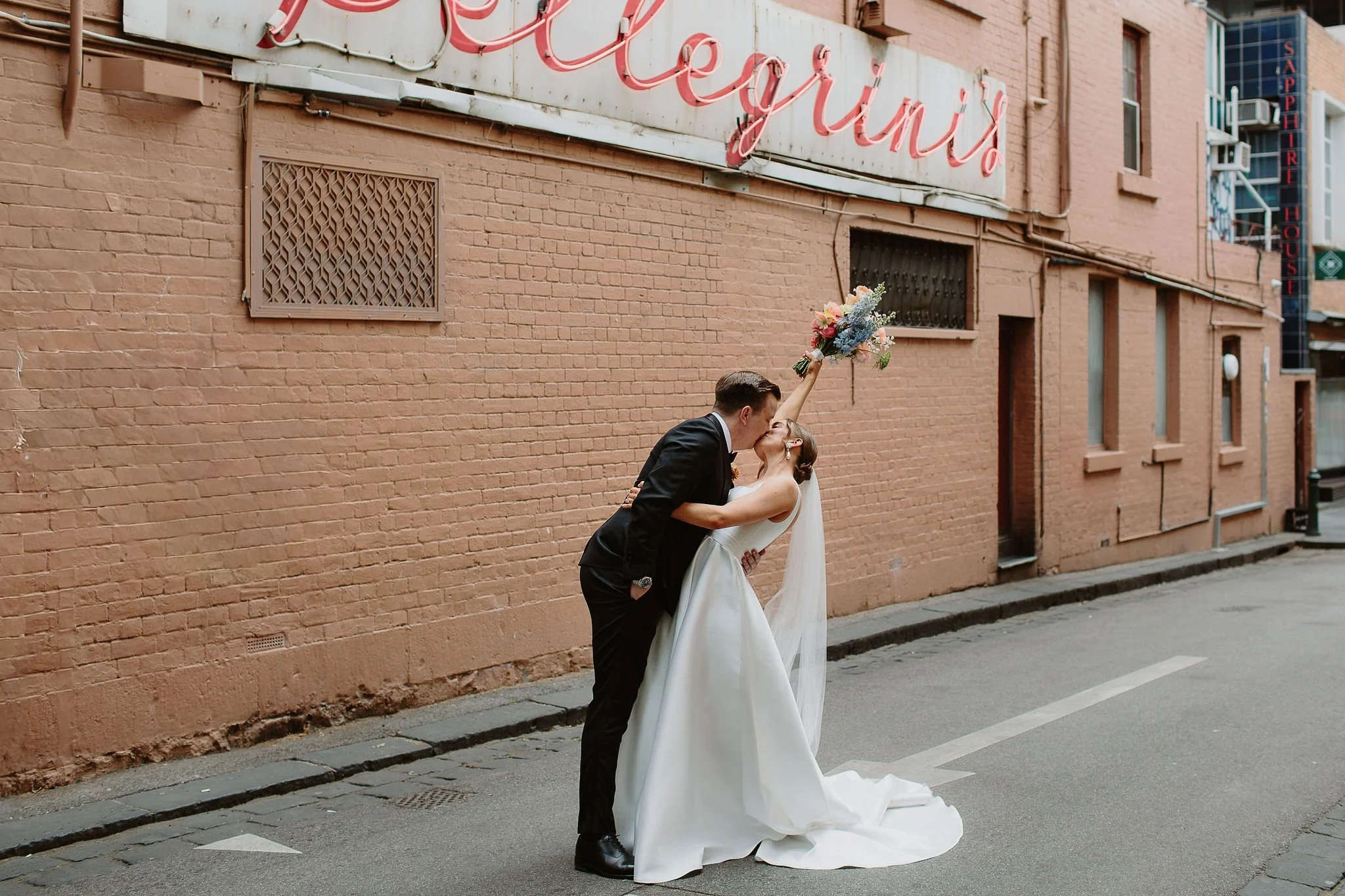 jessnichollsphotography_melbournewedding_thestatelibrary_gavin&erica_sneakpeek_060.JPG