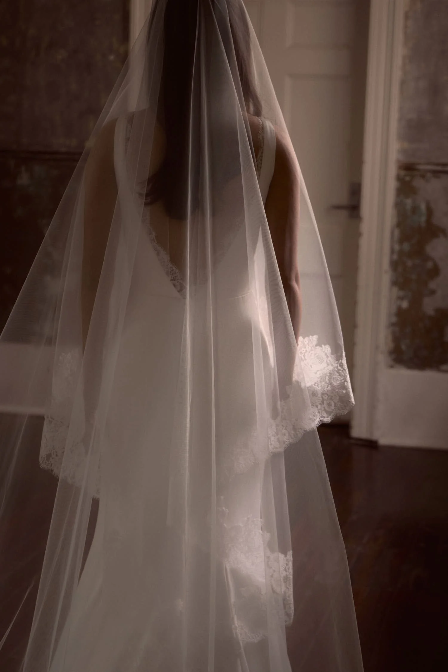 Theodora Blusher Veil 