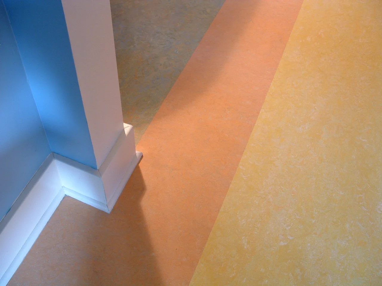 Marmoleum multi color stripes by Naturlich.JPG