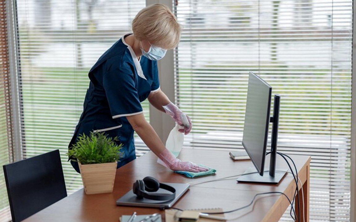 Home Office Setup 2025: Clean Space
