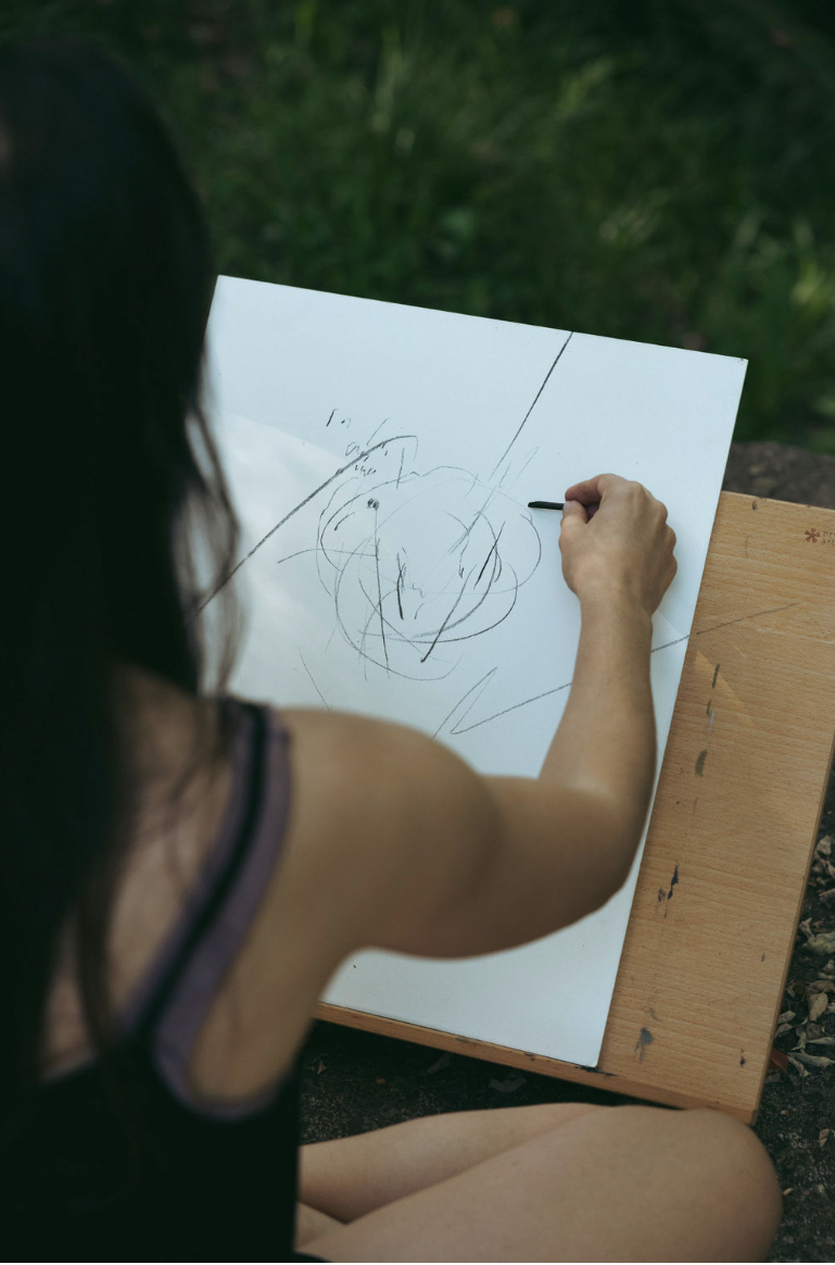 Felt Sense - Over shoulder drawing .png