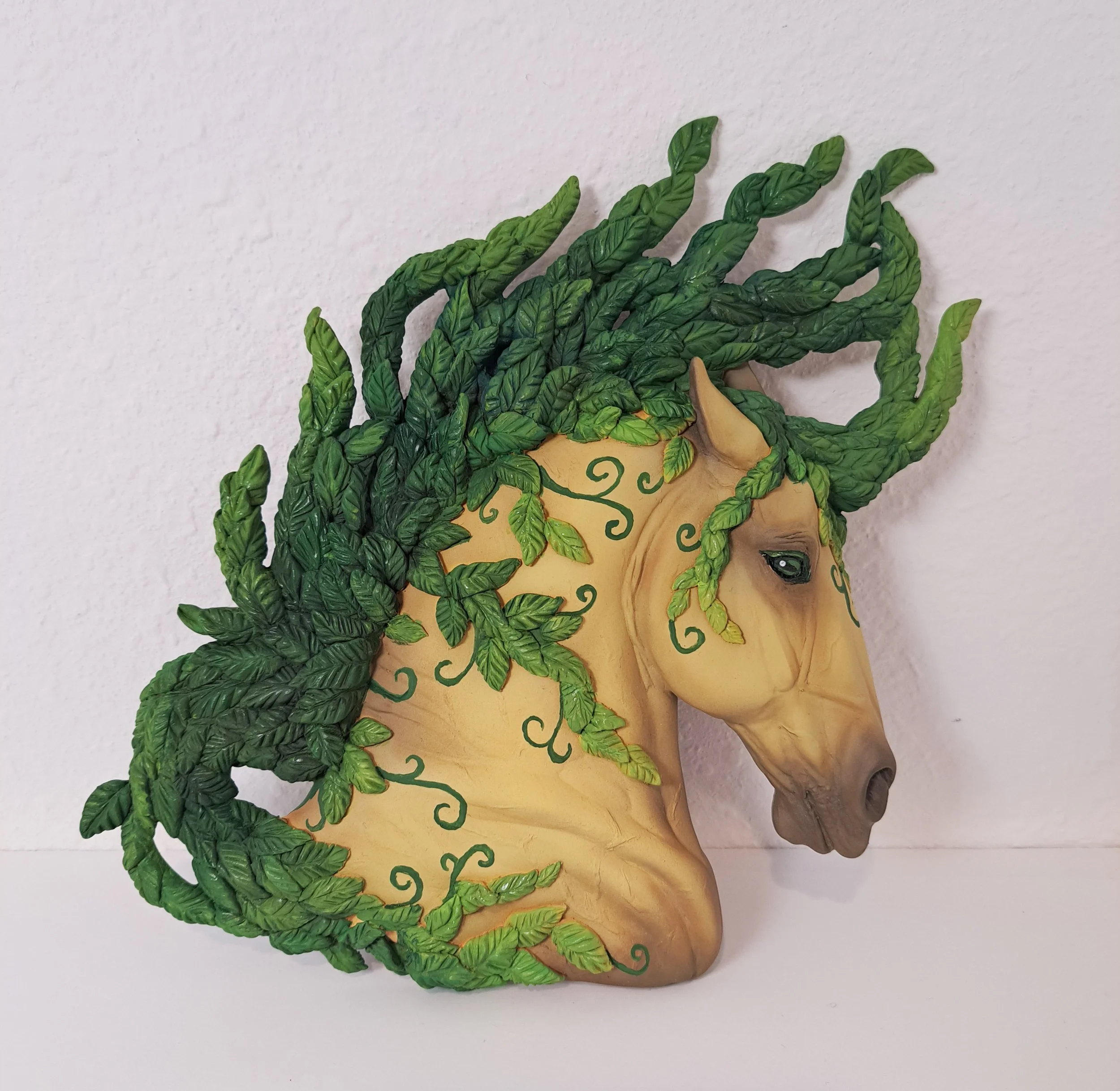 Painted Phariss Model Horses Medallion