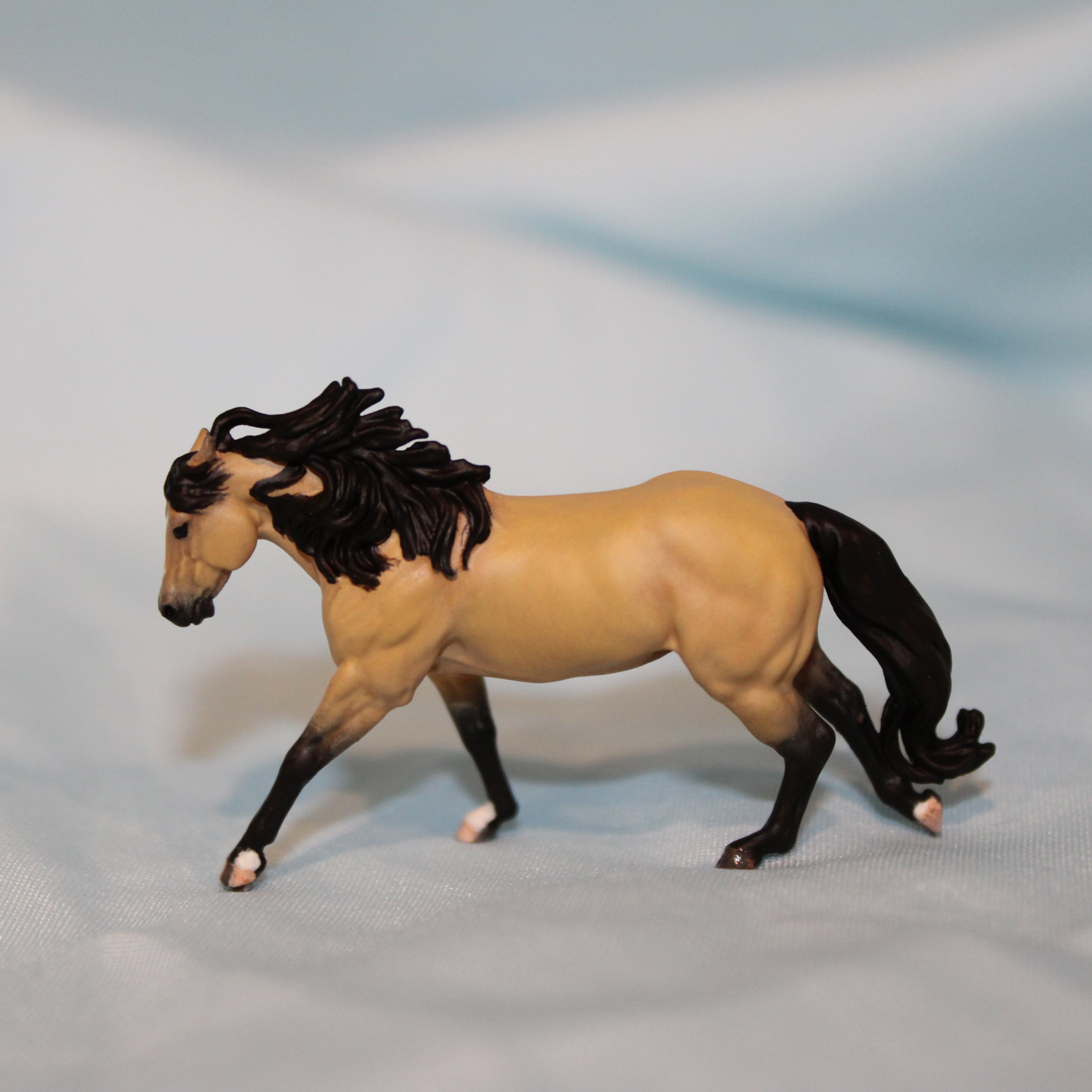 Painted Maggie Bennett Micro