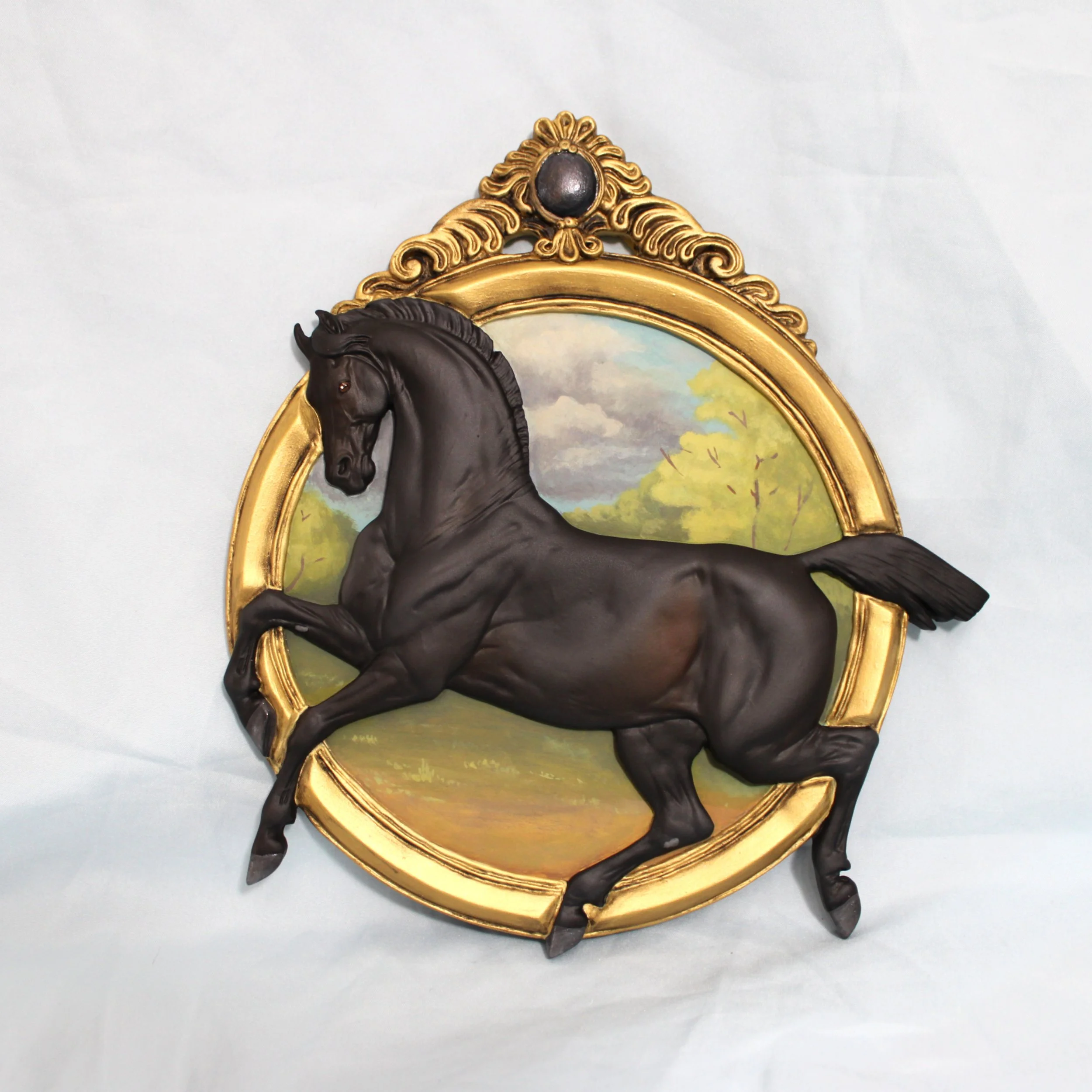 Studio Thornrose Medallion