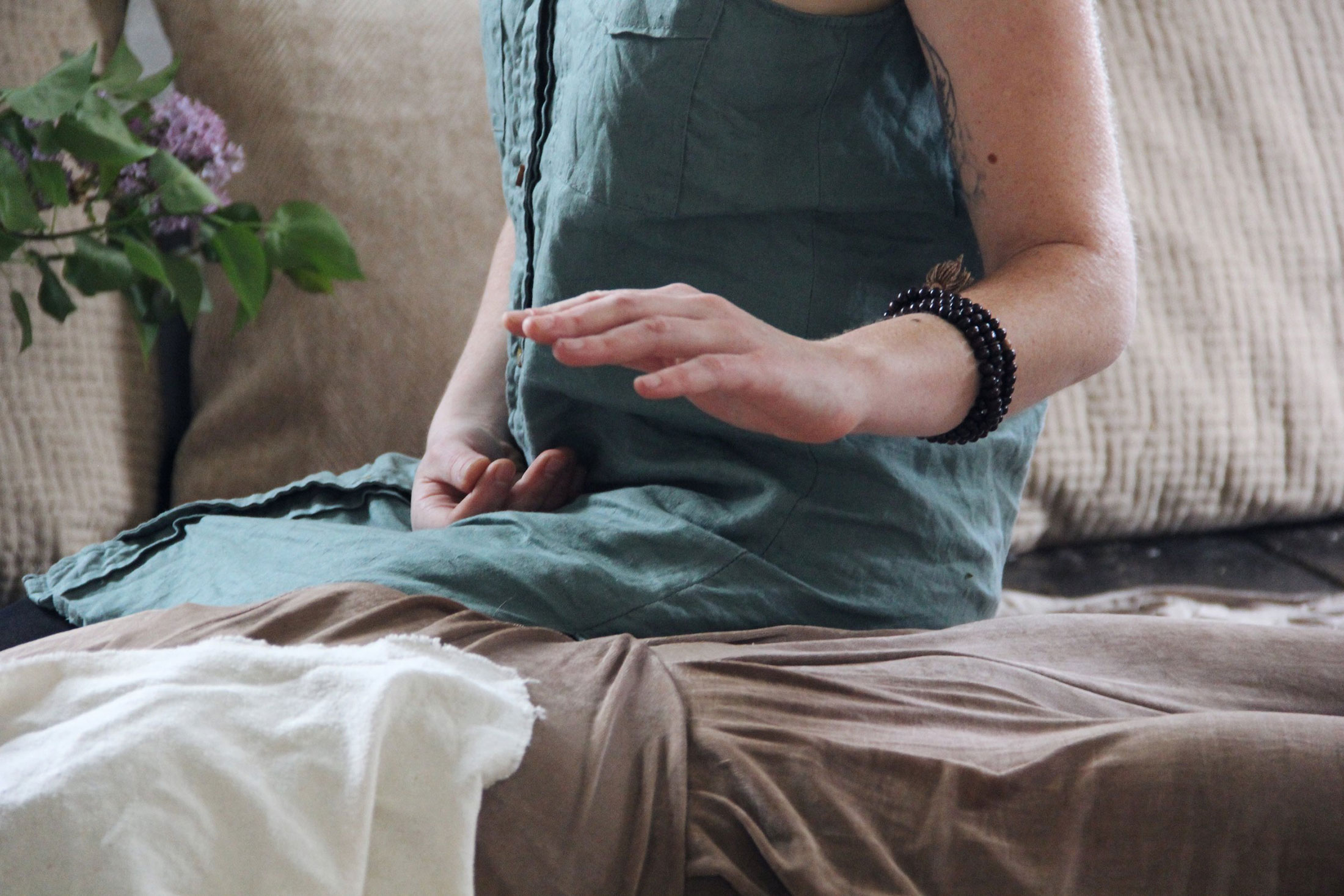 Dharmawake Somaveda Thai Yoga Therapy18.jpg