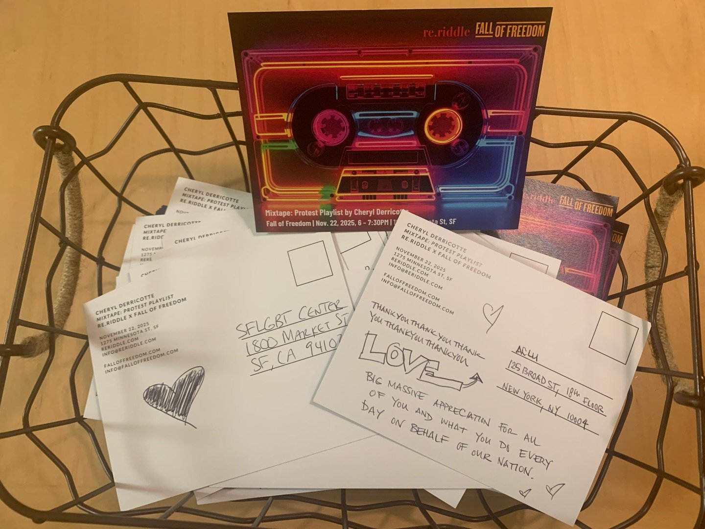 Gratitude 💖 to all who attended #CherylDerricotte &lsquo;s 𝘔𝘪𝘹𝘵𝘢𝘱𝘦：𝘗𝘳𝘰𝘵𝘦𝘴𝘵 𝘗𝘭𝘢𝘺𝘭𝘪𝘴𝘵 presented by re.riddle and Minnesota Street Project for #FallofFreedom and wrote messages of encouragement and generously donated to ACLU, Cent