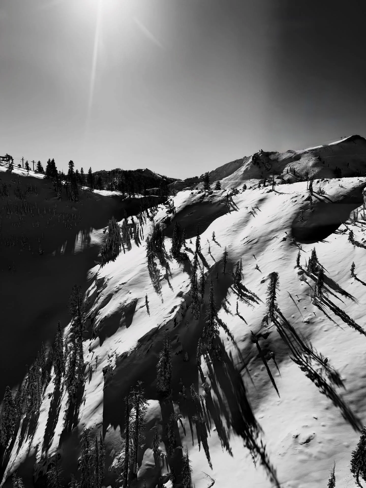 rising ☀️ of the new year 

wishing you all brighter days, expansiveness, and new heights in 2026! ✨ 🫶🏼🌟